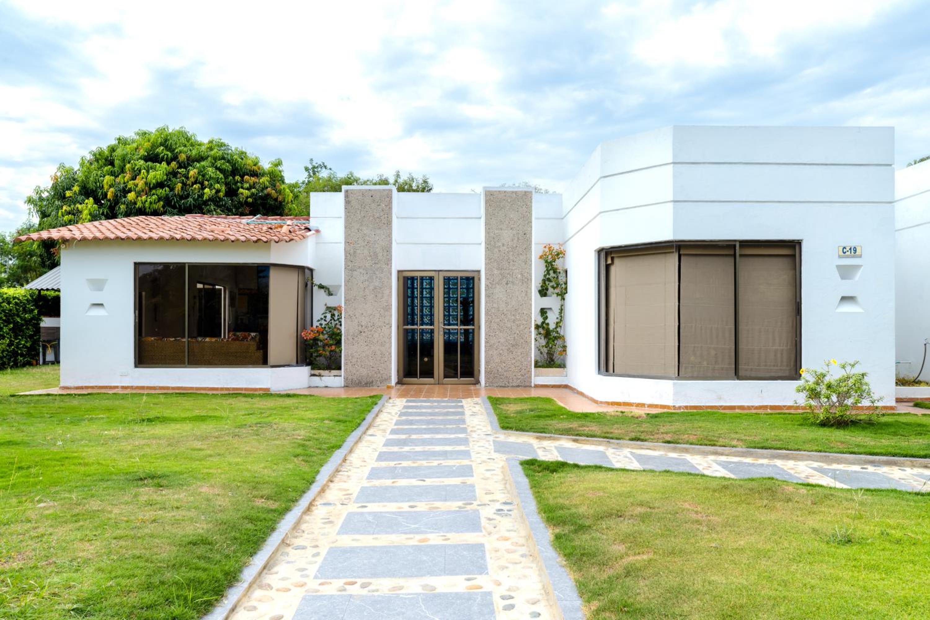Casa Vacacional en condominio en Peñalisa con piscina privada BBQ WiFi