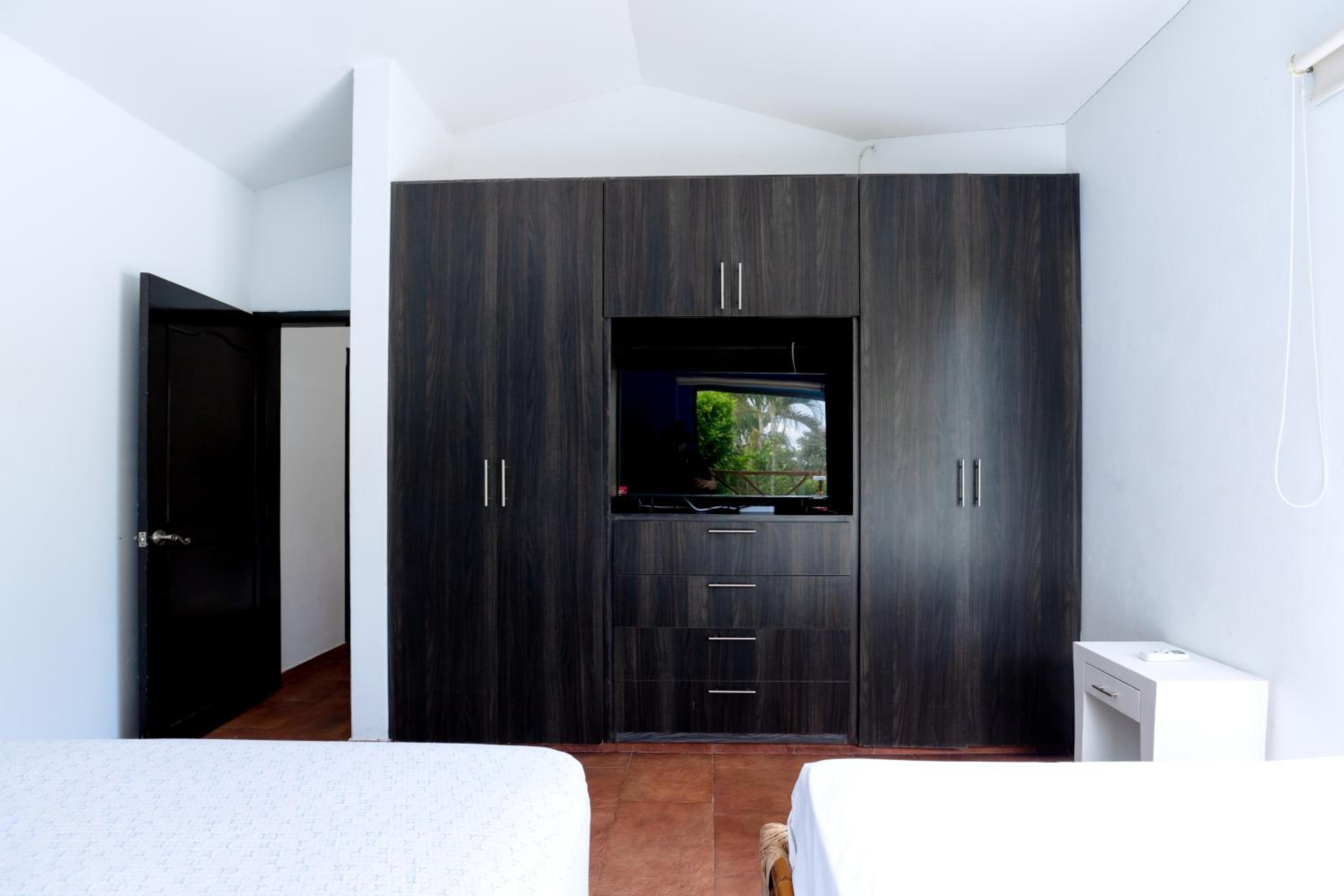 Casa Vacacional en condominio en Peñalisa con piscina privada BBQ WiFi