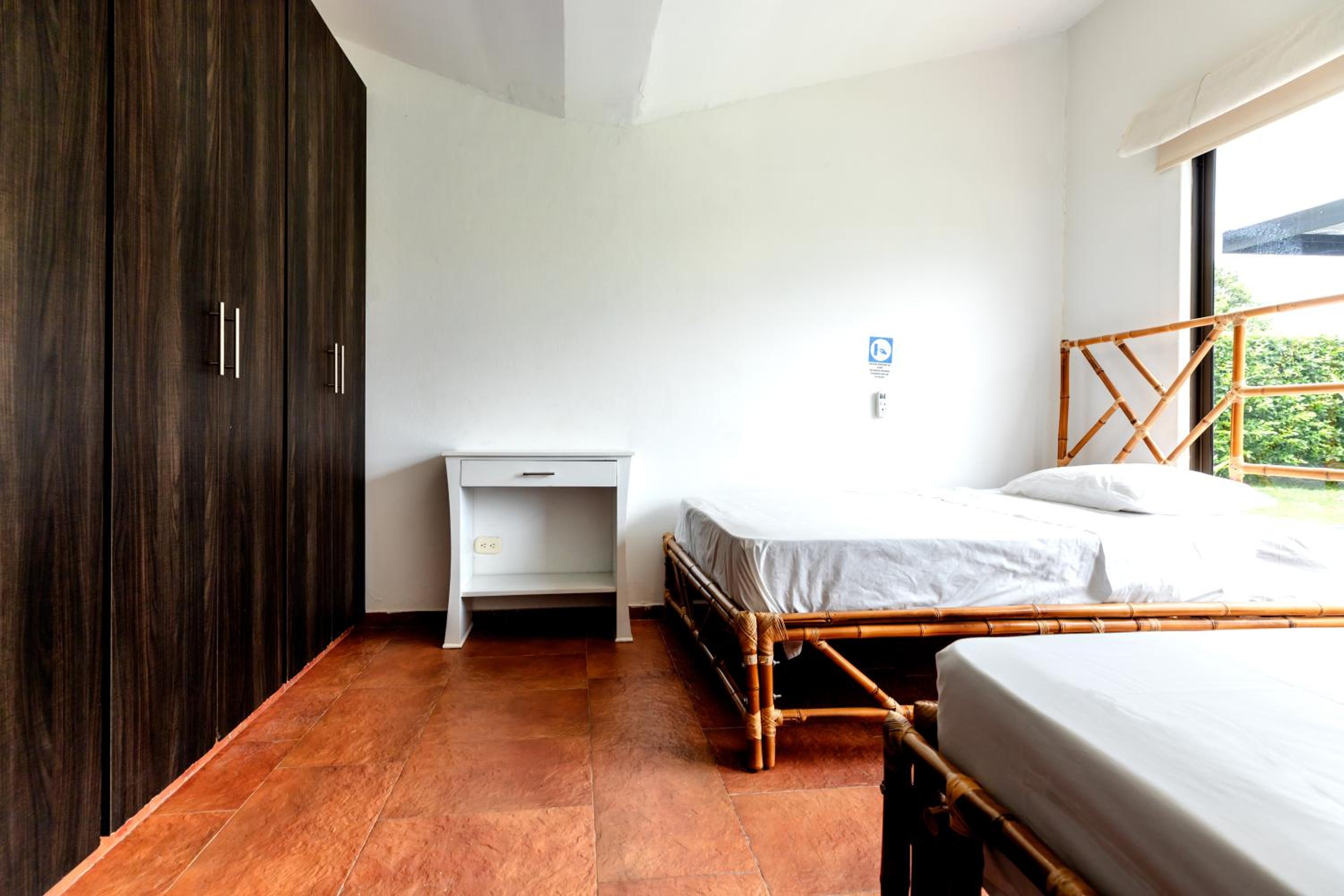 Casa Vacacional en condominio en Peñalisa con piscina privada BBQ WiFi