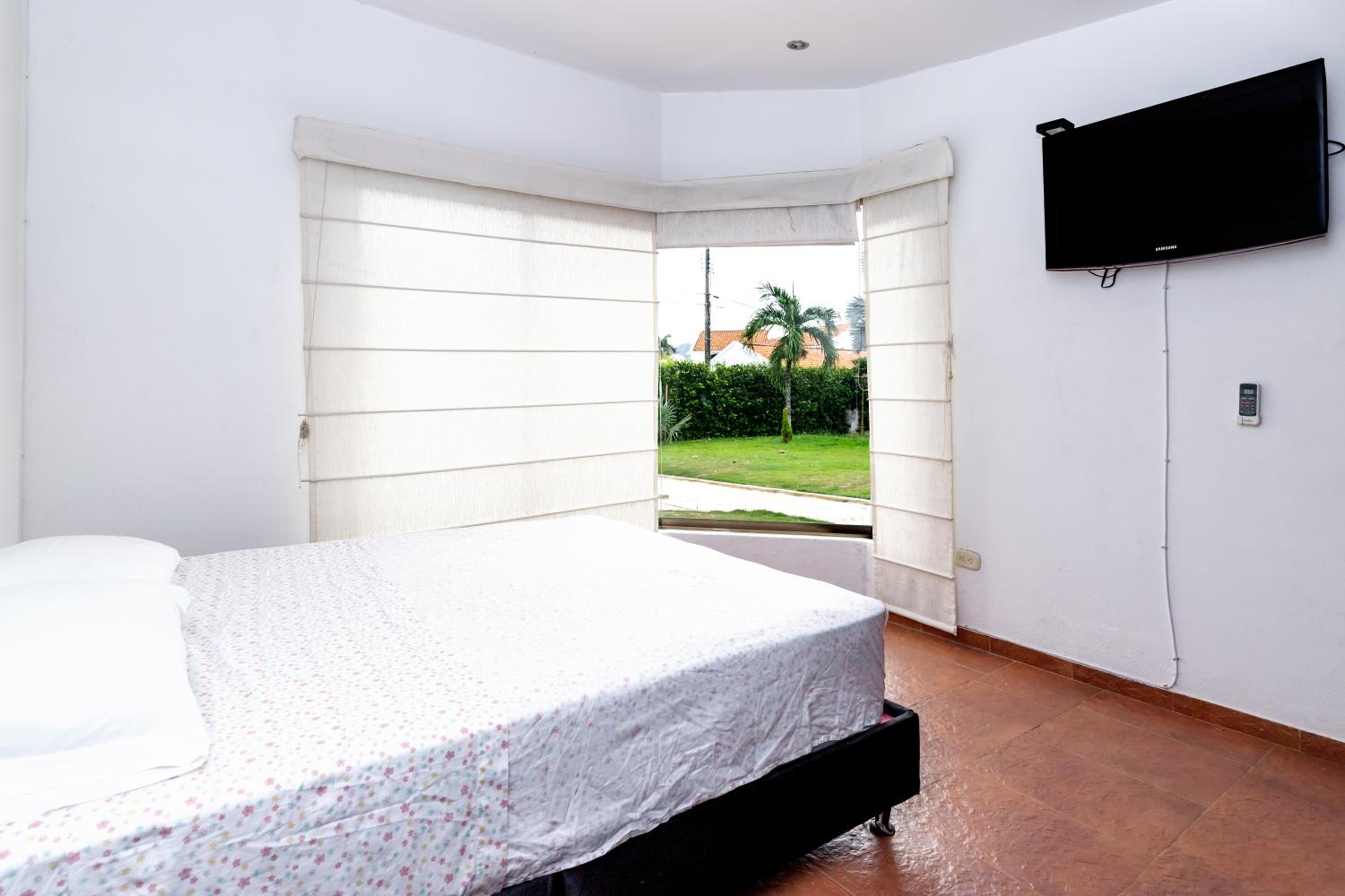 Casa Vacacional en condominio en Peñalisa con piscina privada BBQ WiFi