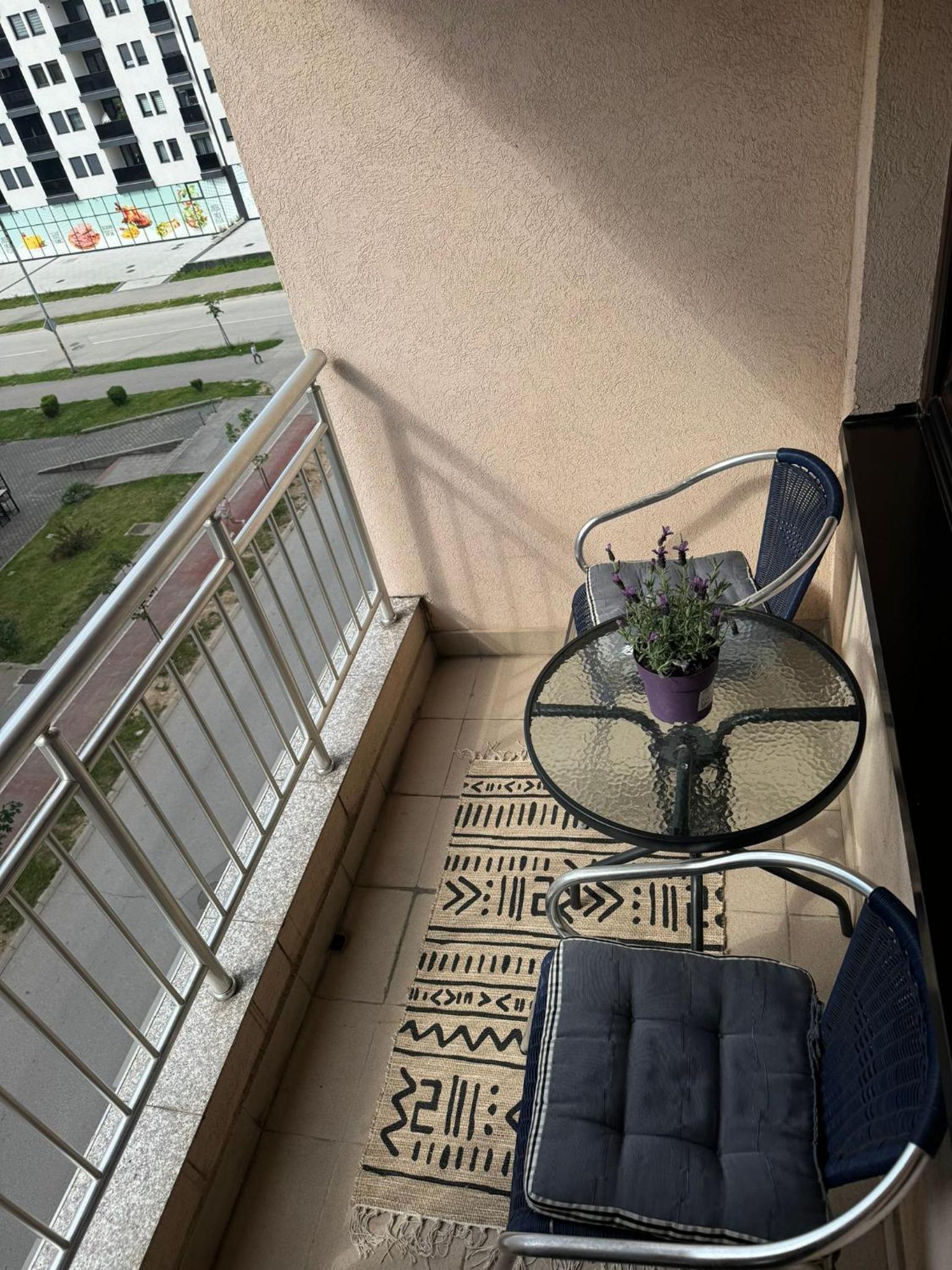 Simple Apartment