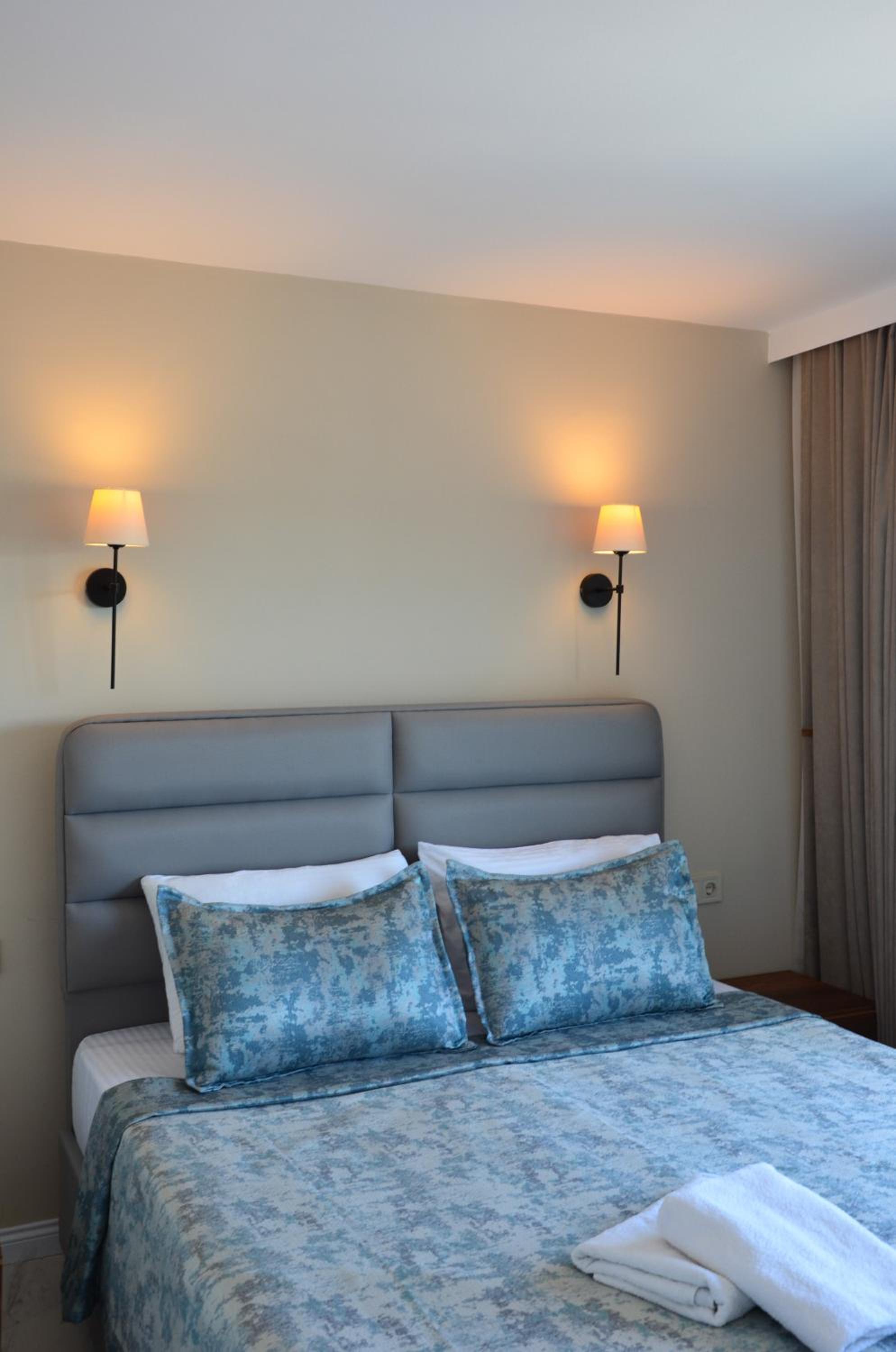 Rosy Suites Hotel - Image 99