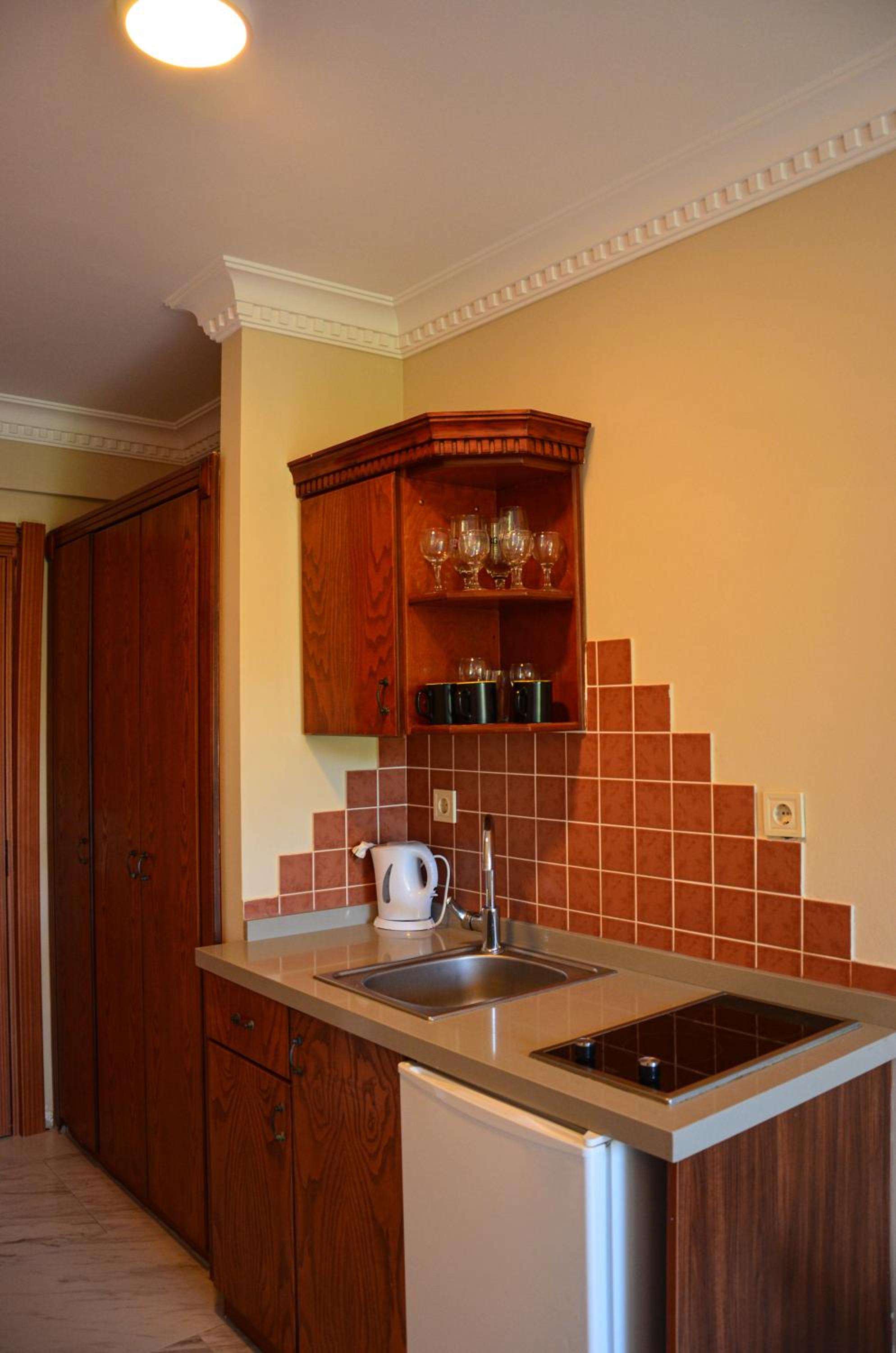 Rosy Suites Hotel - Image 52