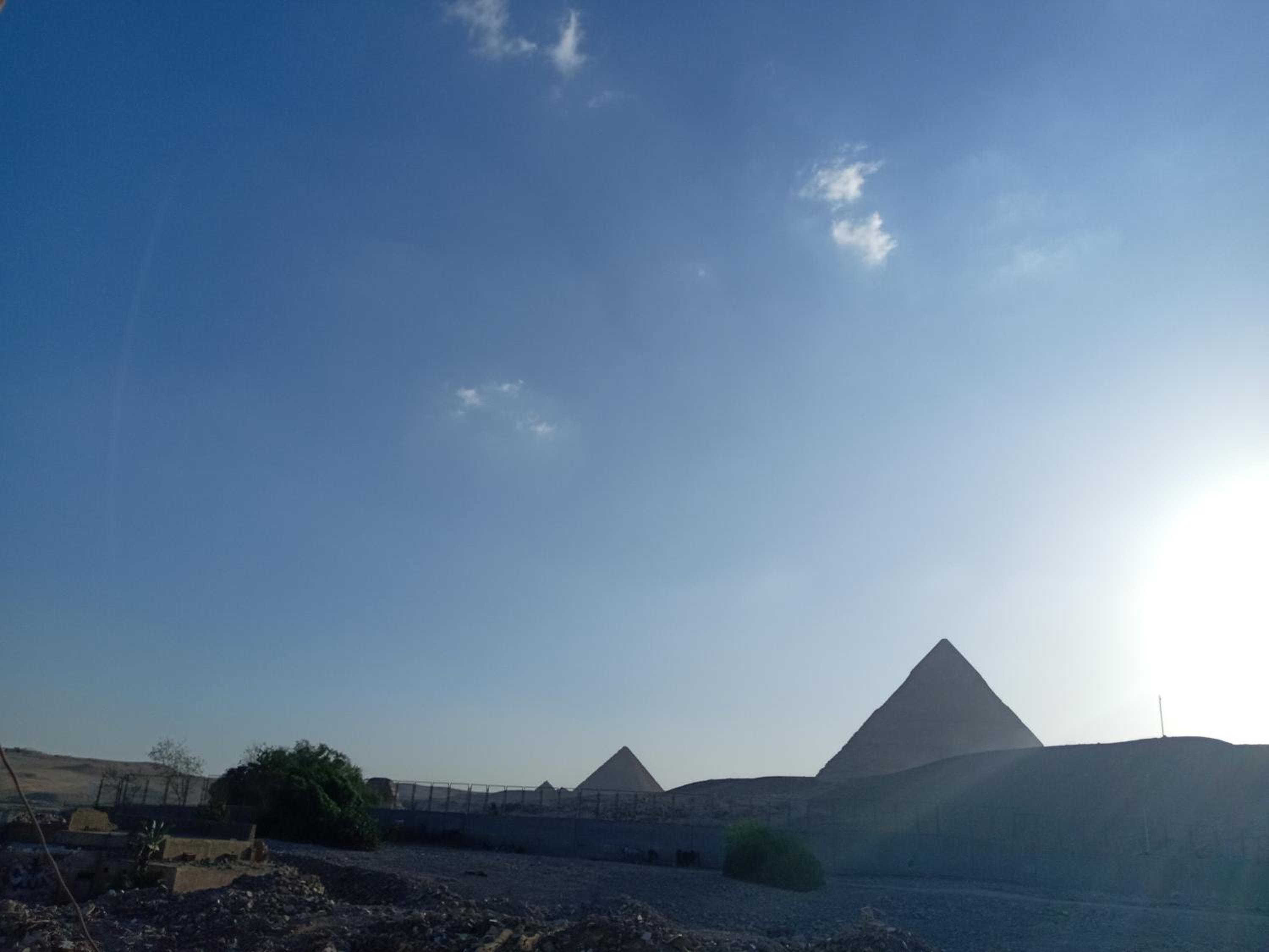 Grensha Pyramids inn