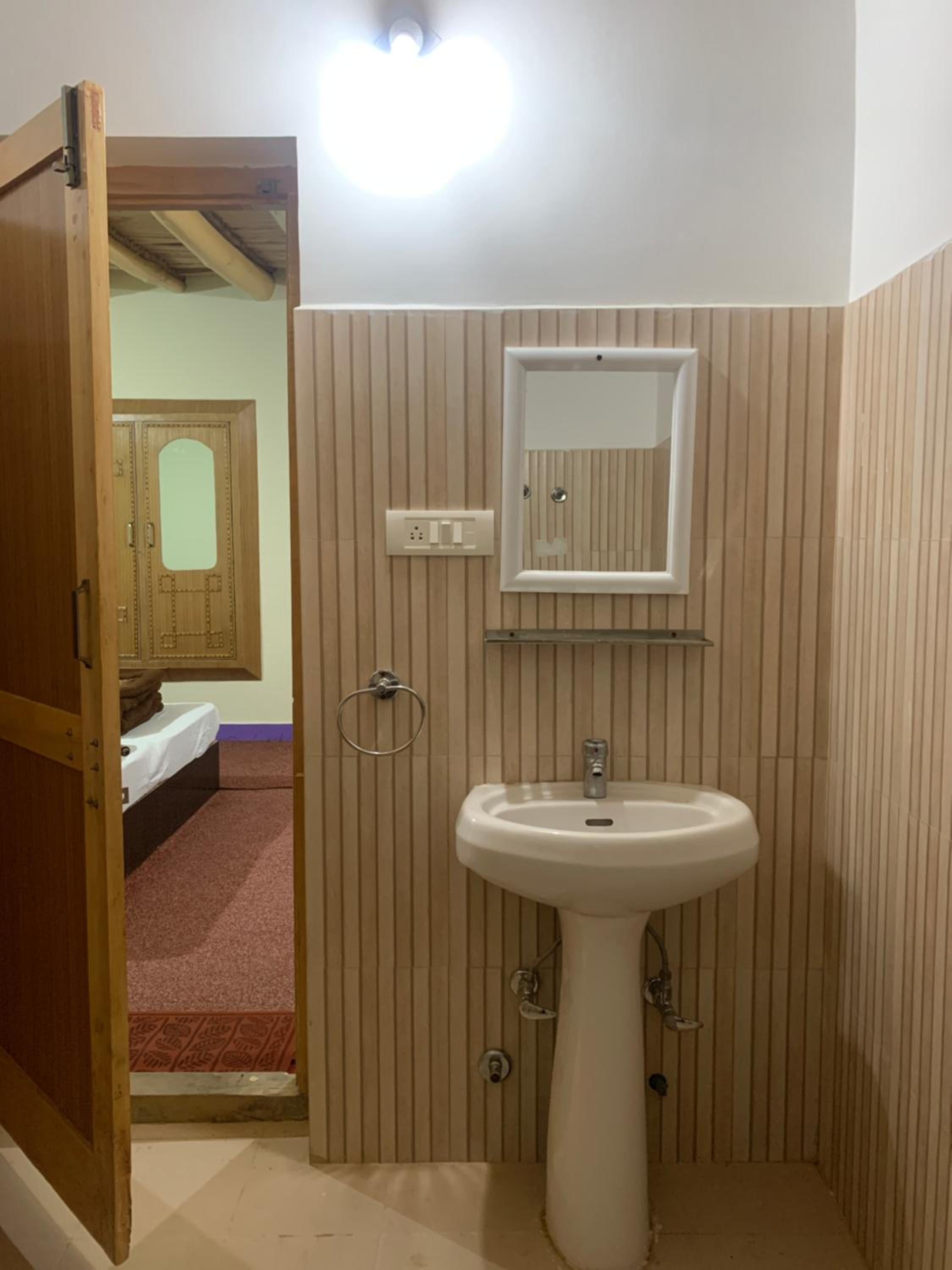 OMBAY GUESTHOUSE