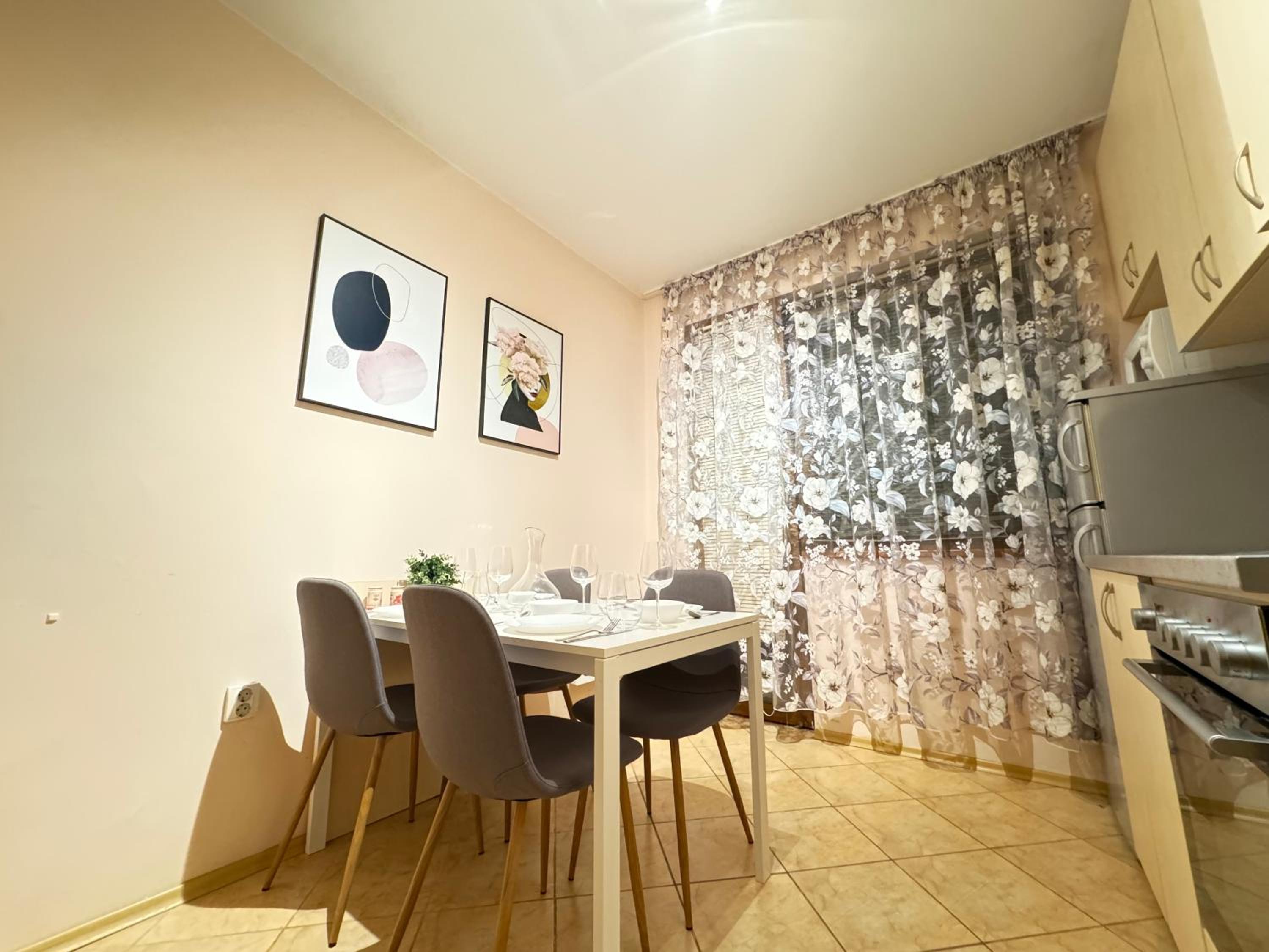 Cozy and quiet central apartment