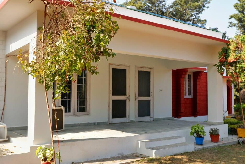 The Raghav Farmhouse