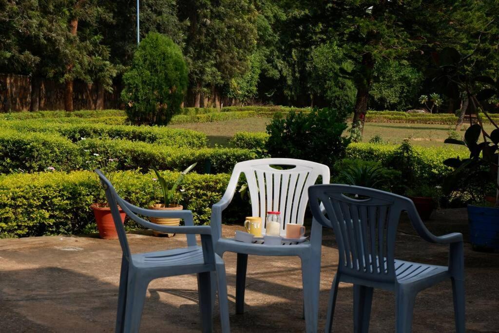 The Raghav Farmhouse