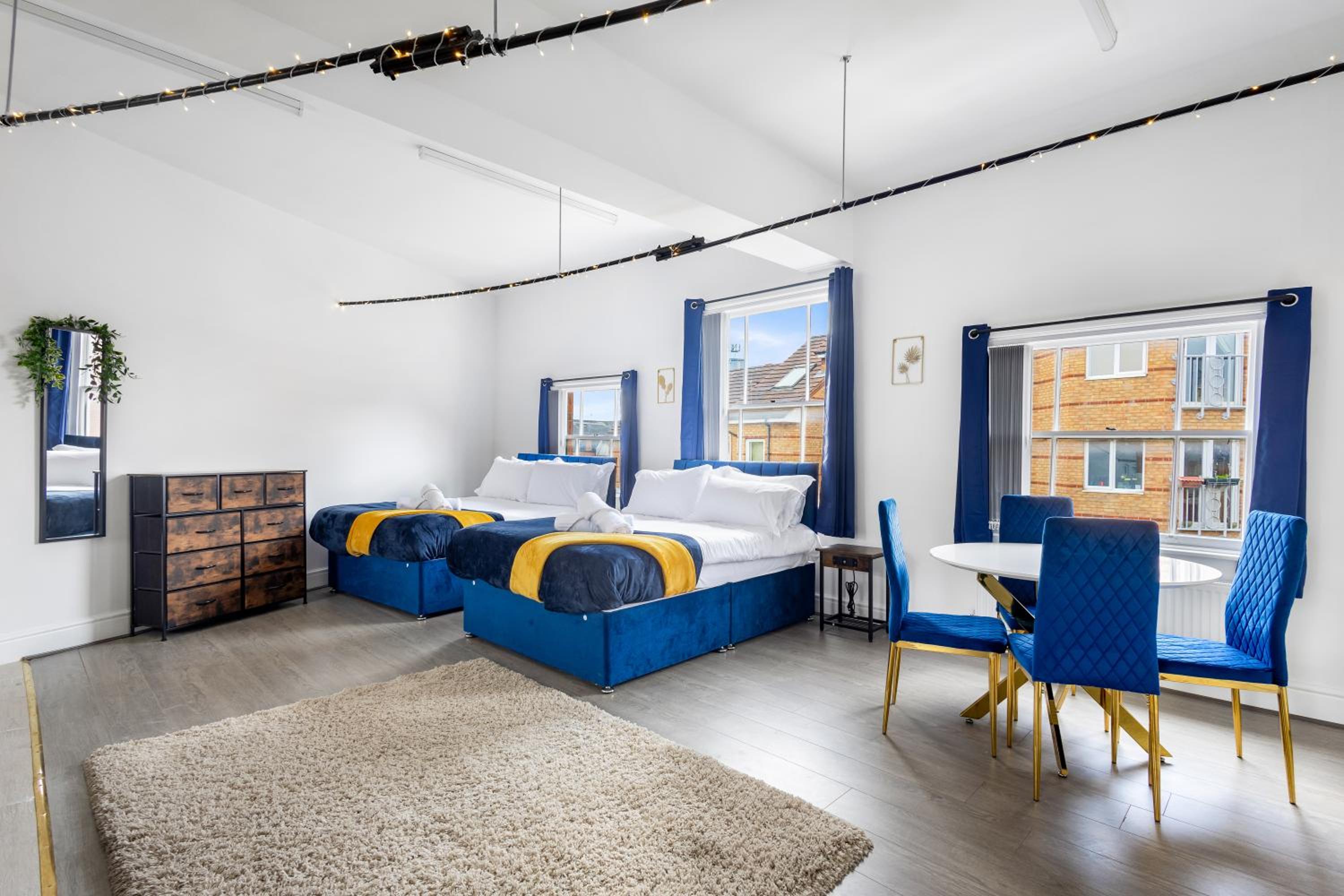 Boutique Family Apartment in Jewellery Quarter for 6