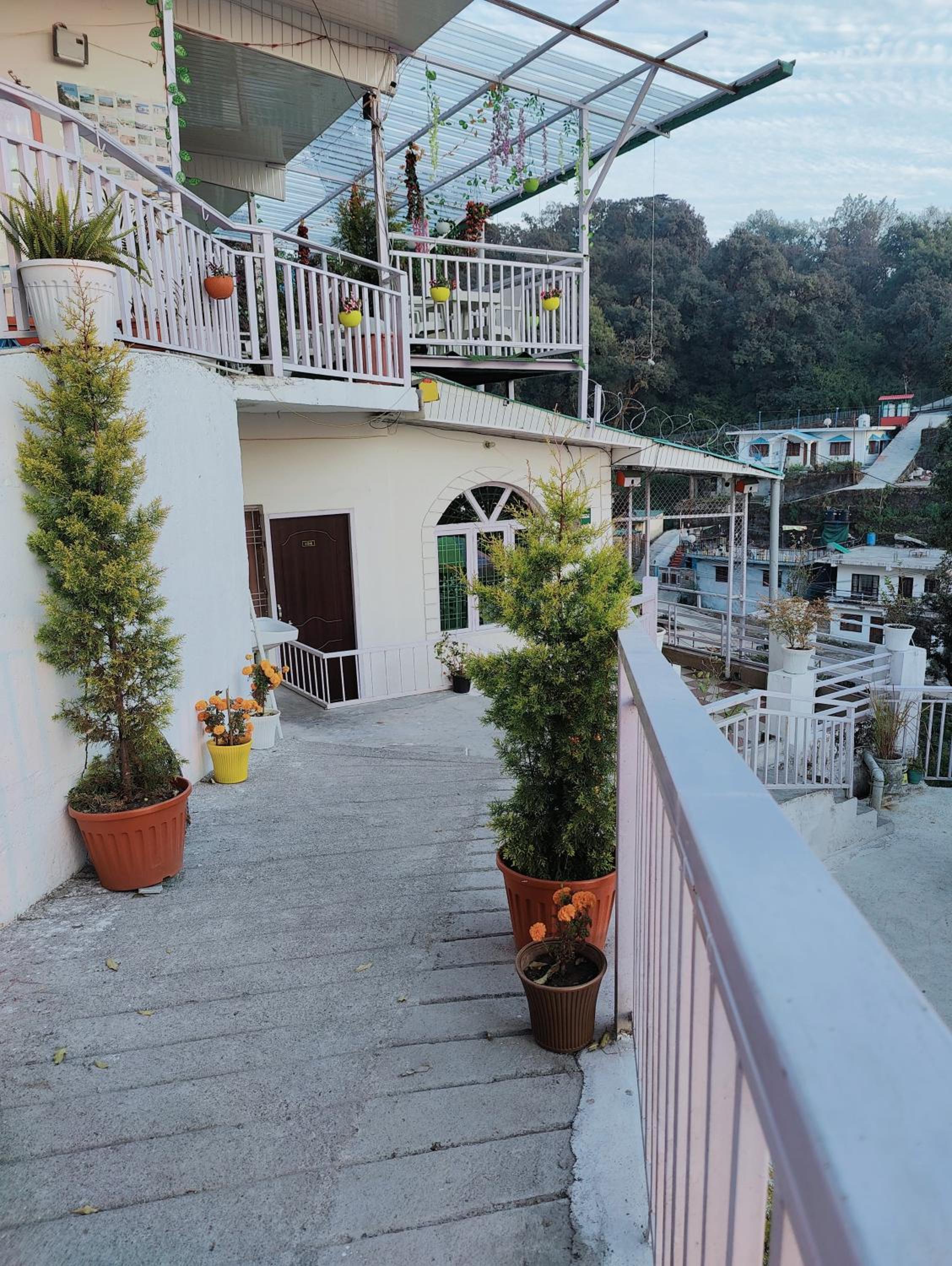 Golden Oak Villa view 2