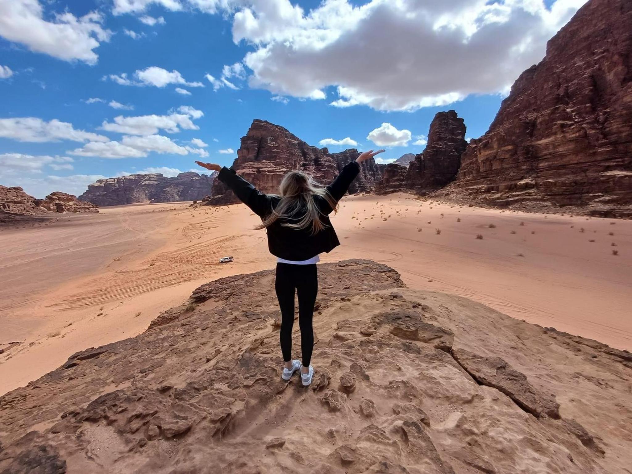 Photo 277