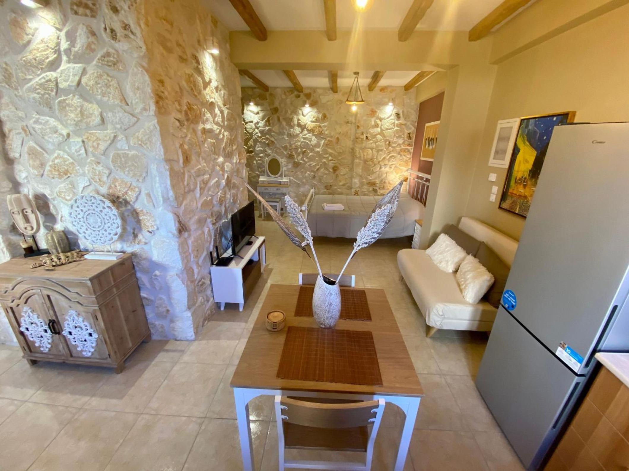 Panoraias Luxury Suite Kyparissia view 3