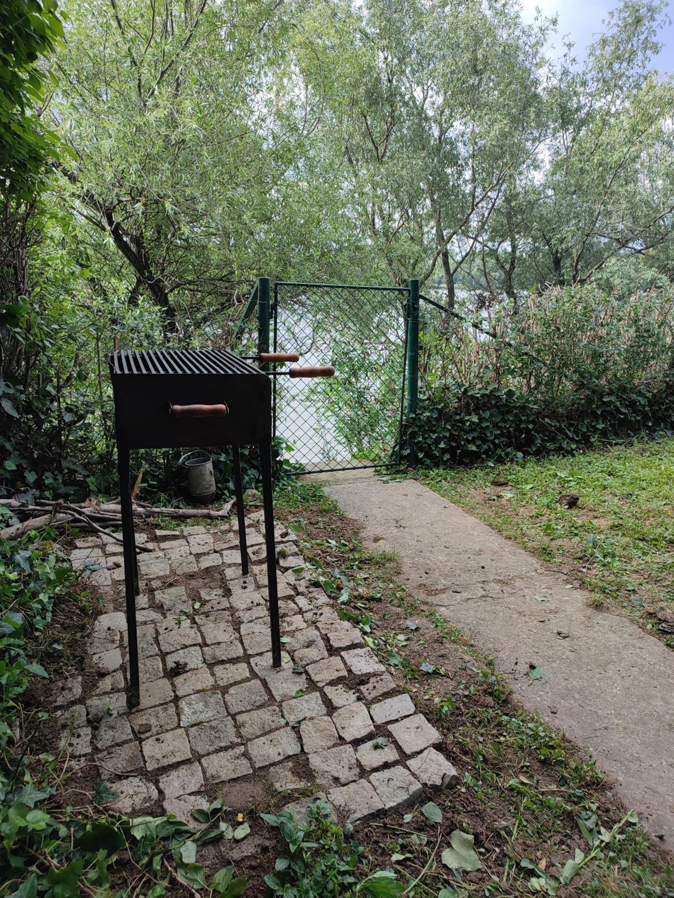 Photo 25