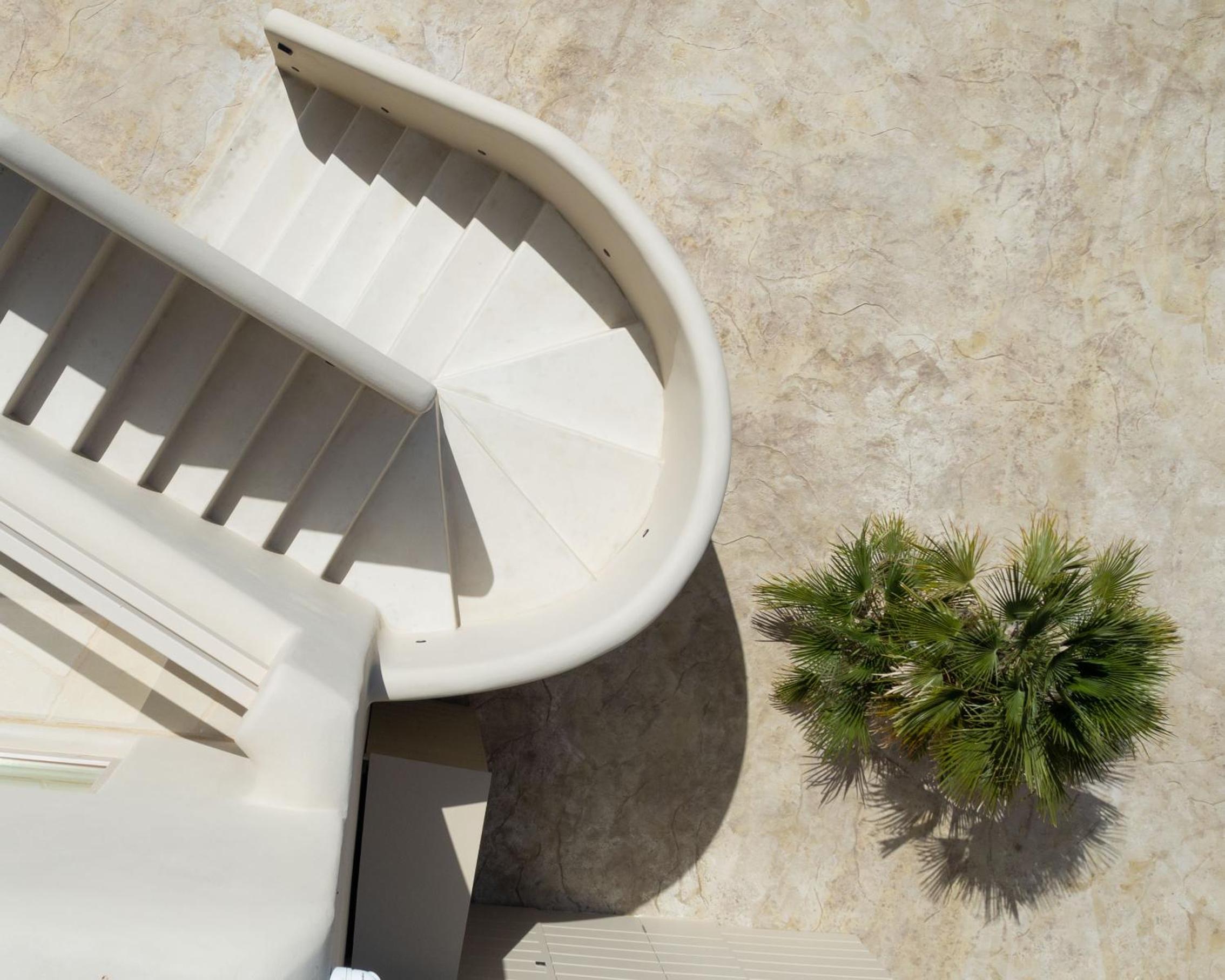 Akrotiri Estate Naxos - Private hillside estate photo 5