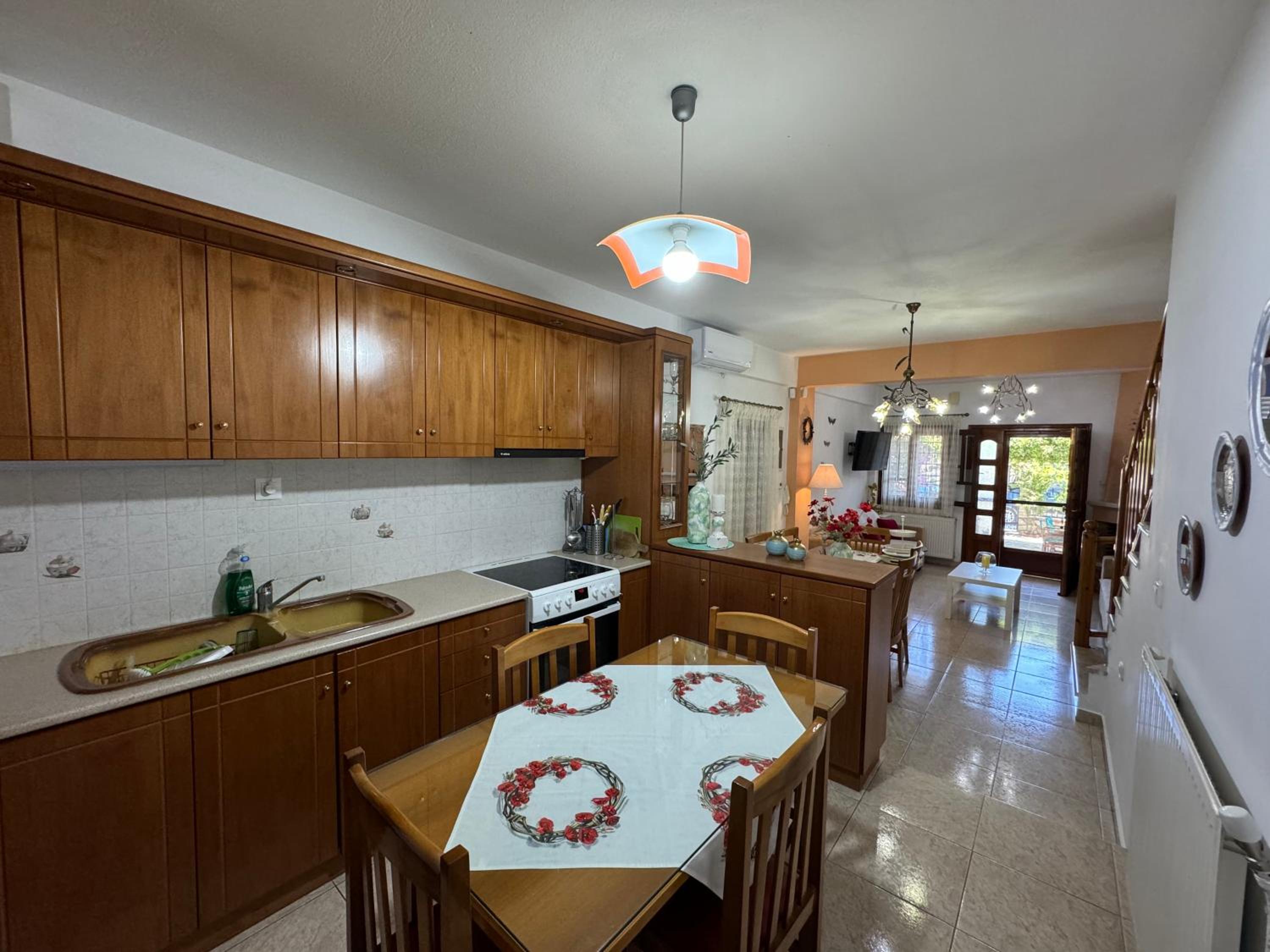Thomas Family Villa view 3