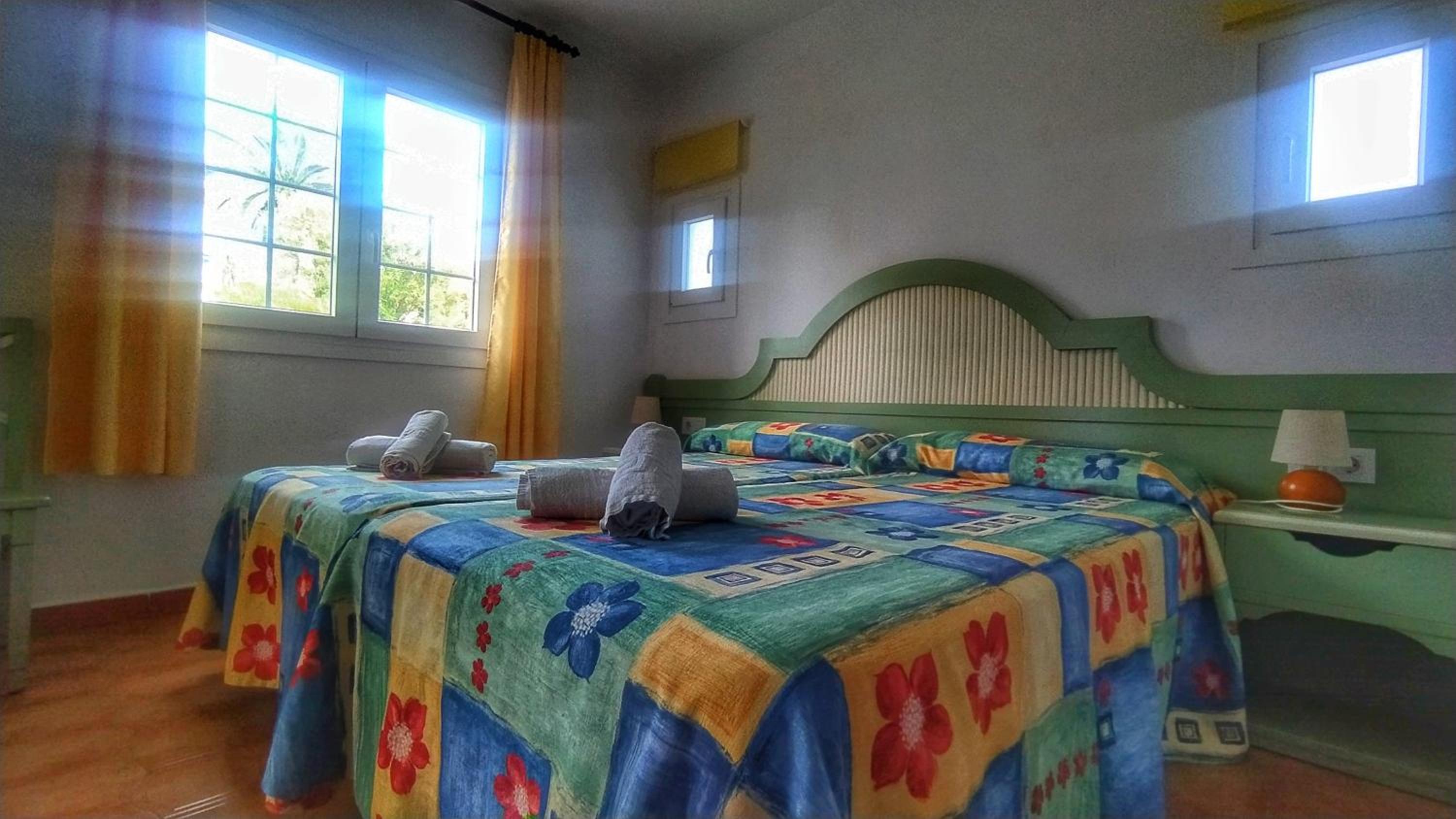 Son Bou Bonito y Renovado Apartamento