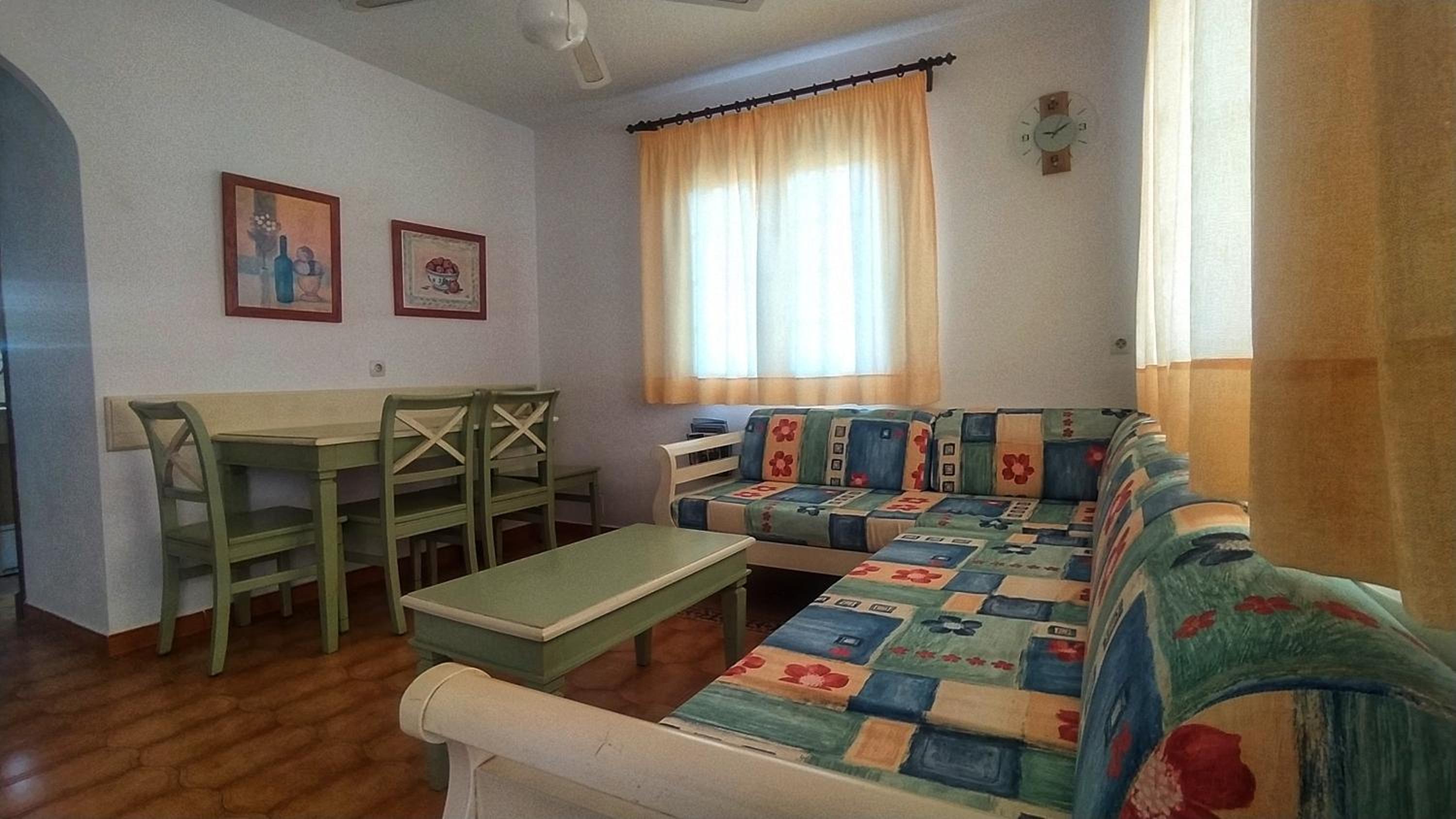 Son Bou Bonito y Renovado Apartamento