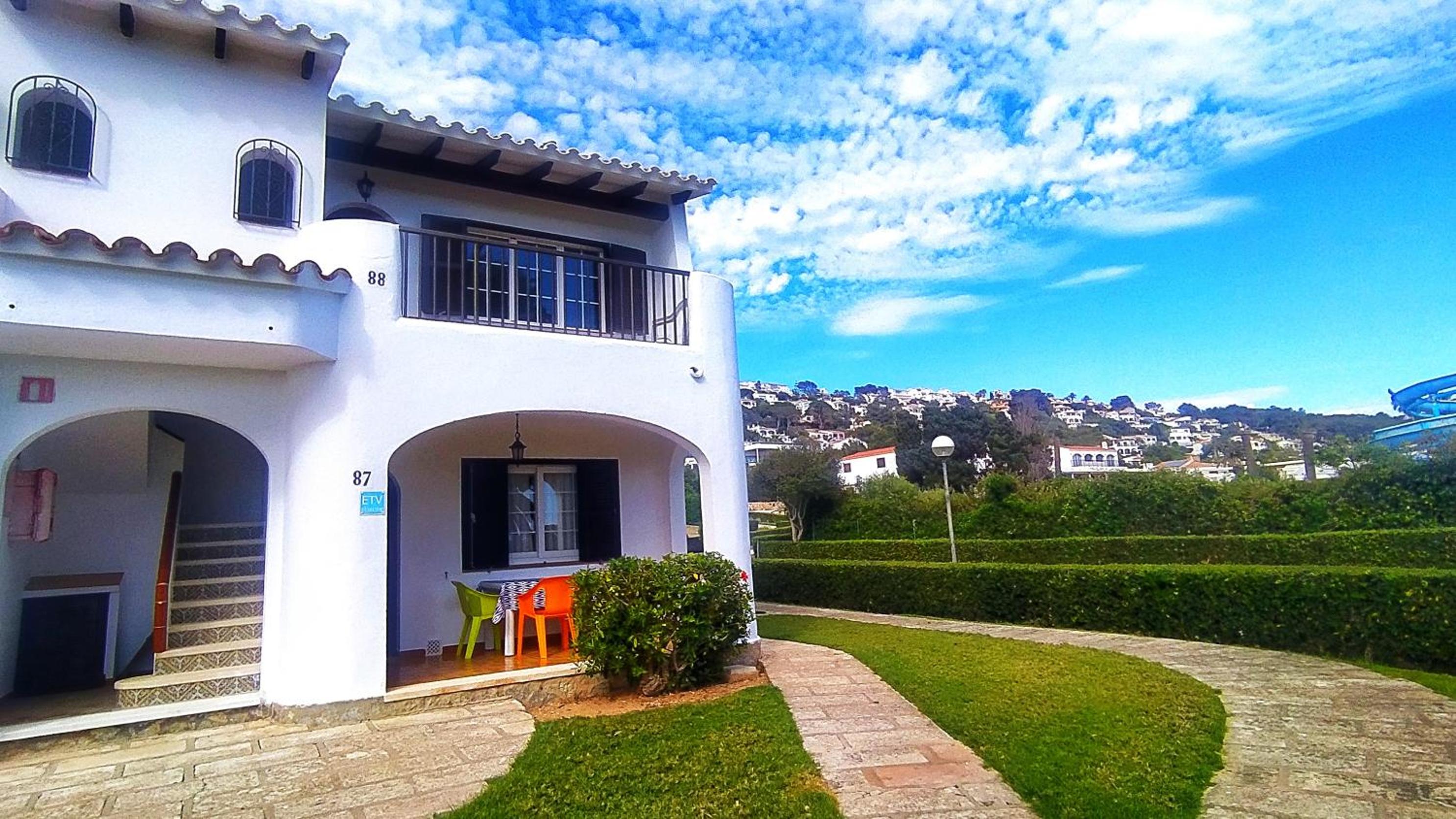 Son Bou Bonito y Renovado Apartamento