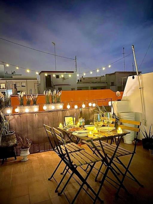 Elegant Rooftop by F2 Rental Home