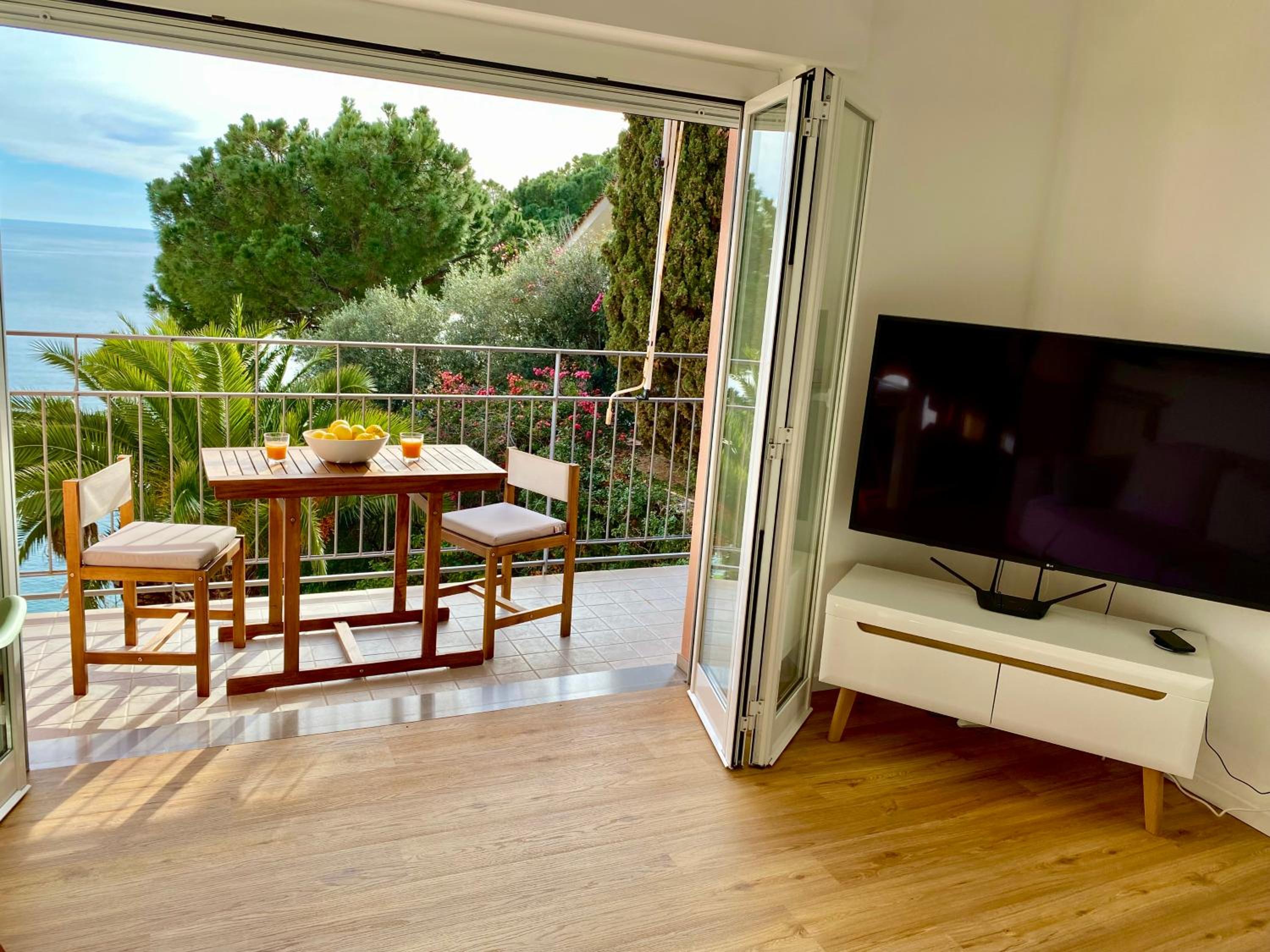 Botanic Garden Apartment Calandre Beach Ventimiglia