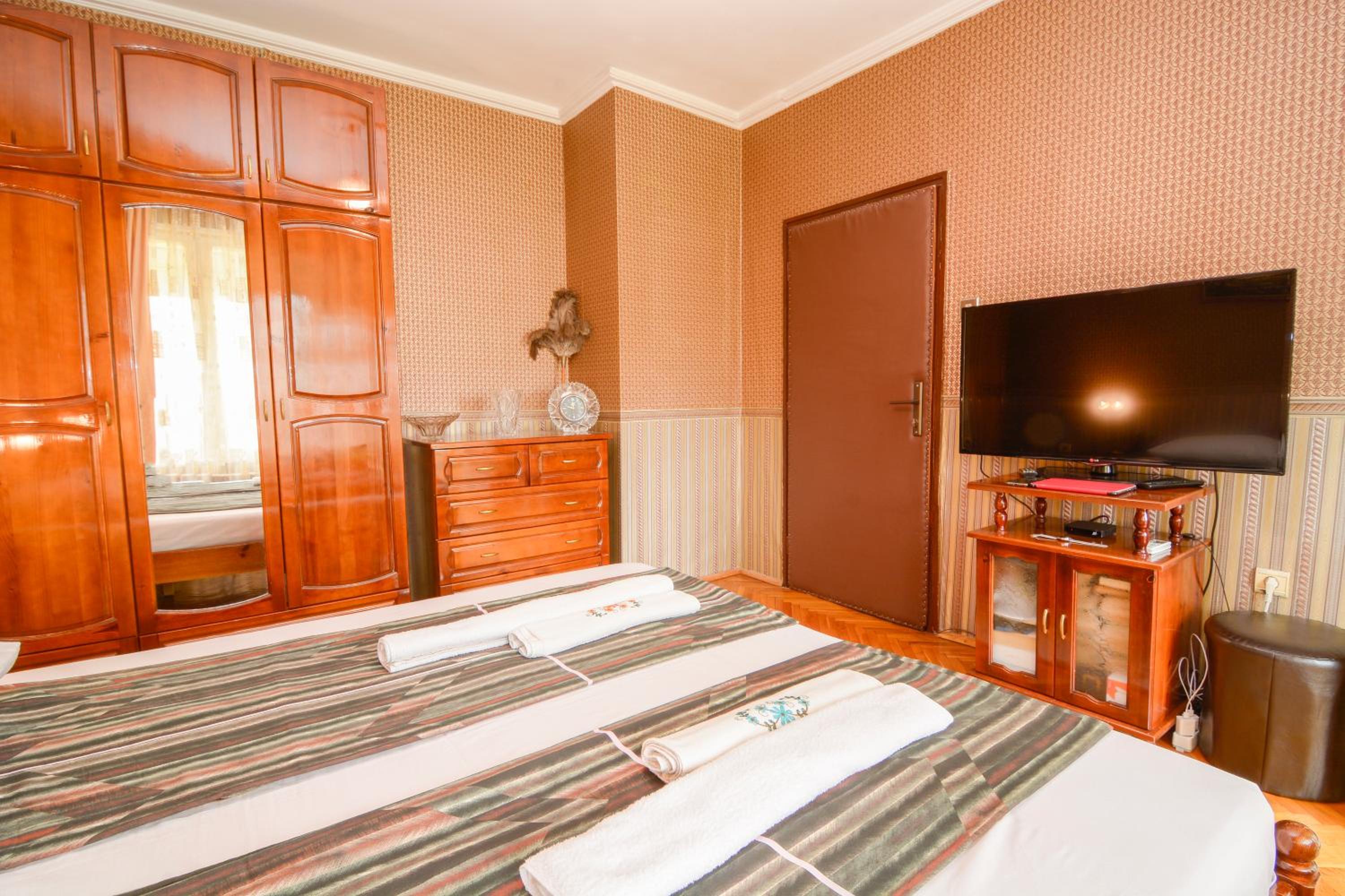 Two-Bedroom vintage apartment TOP location