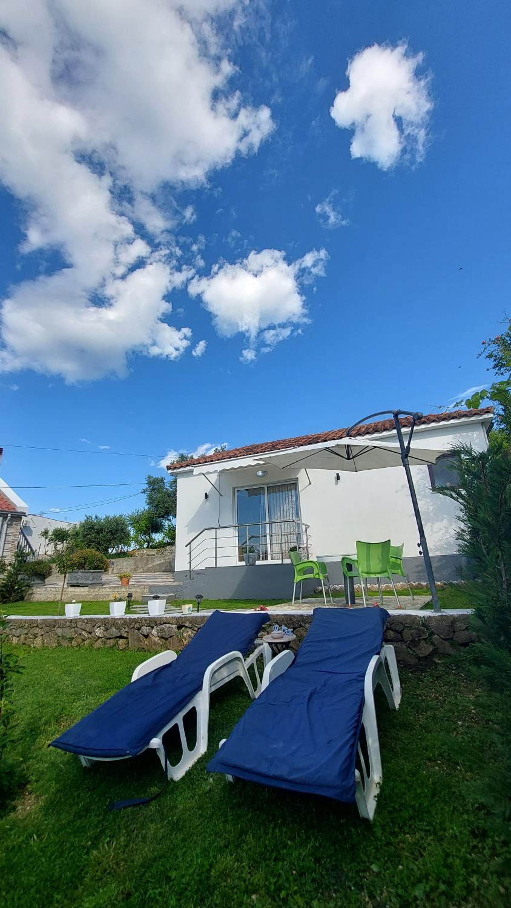 R&R Guest House
