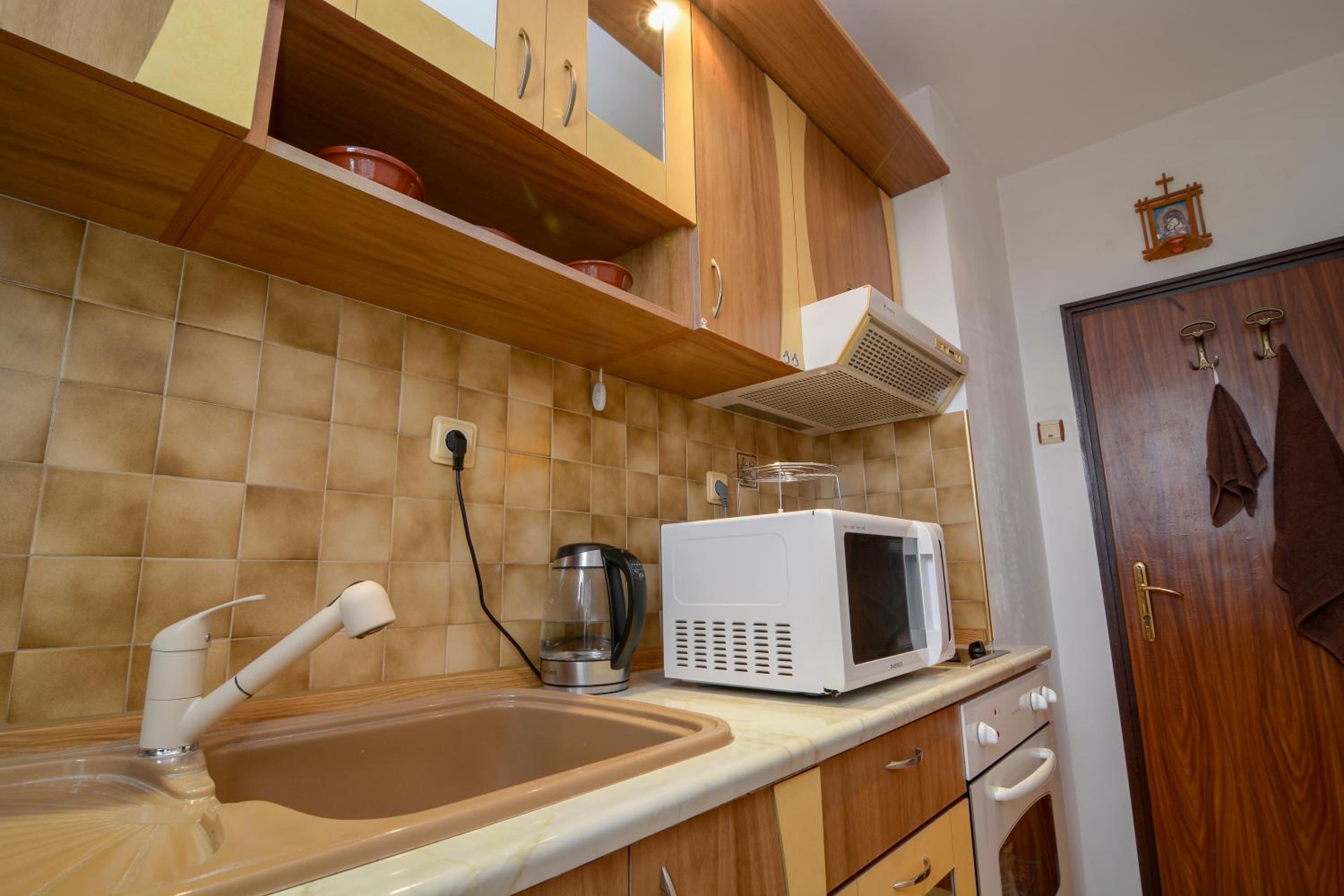 Two-Bedroom vintage apartment TOP location