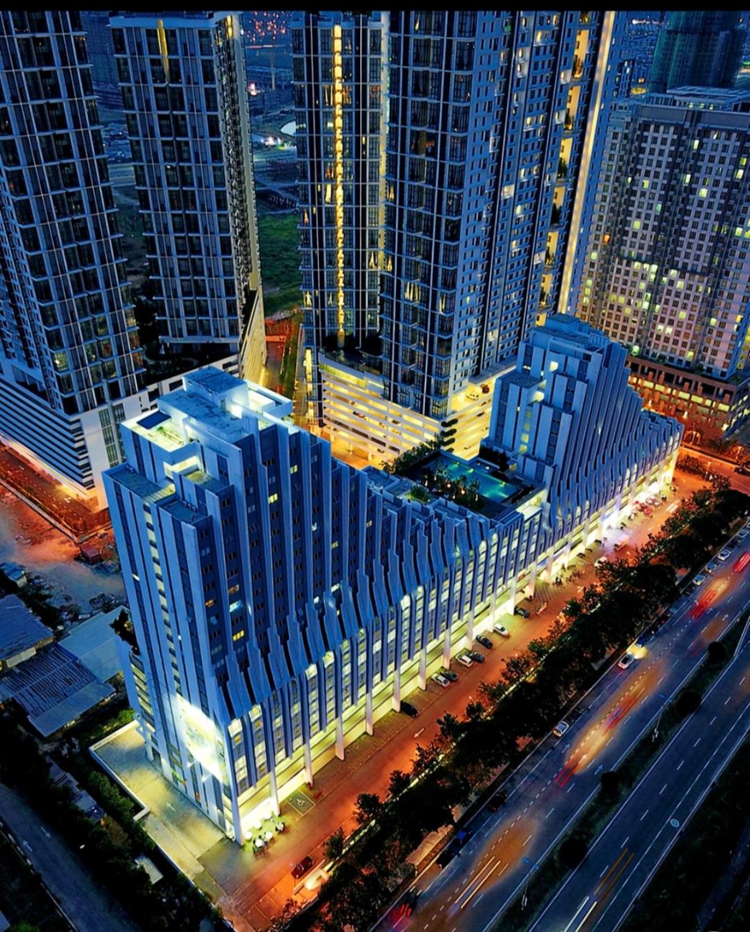 Menara Paragon