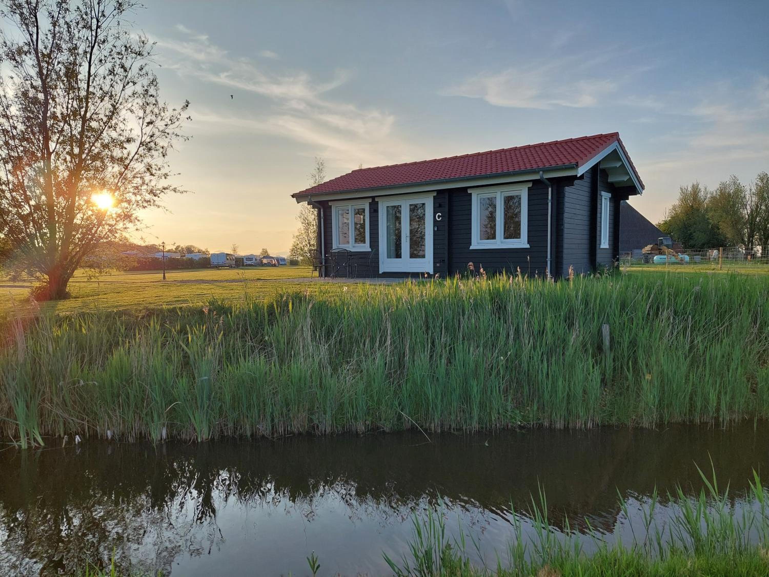 Vakantiehuisje vlakbij Leeuwarden, Swichumer Pleats