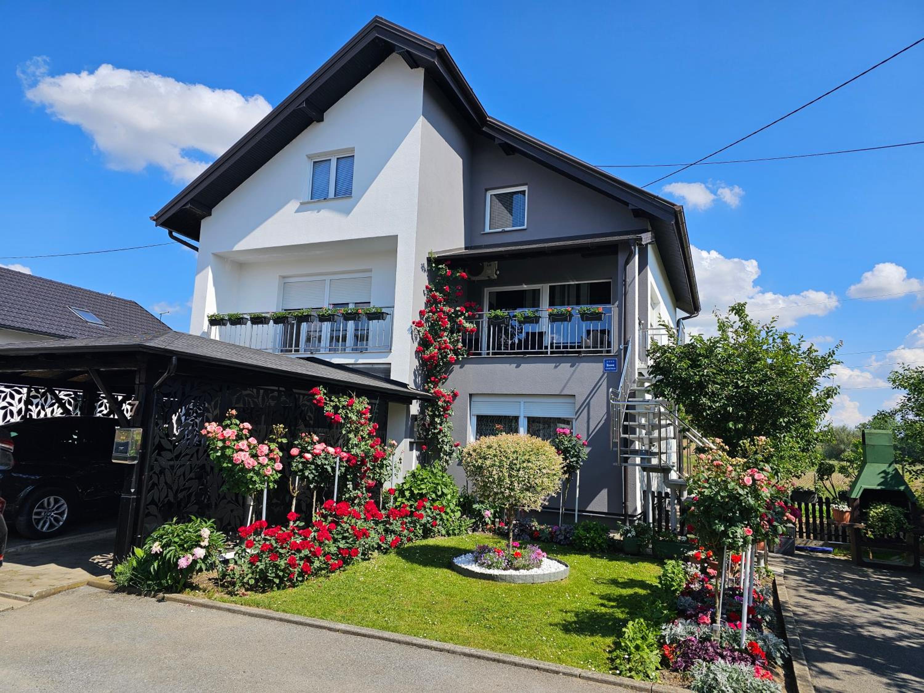 Apartman Vesna view 2