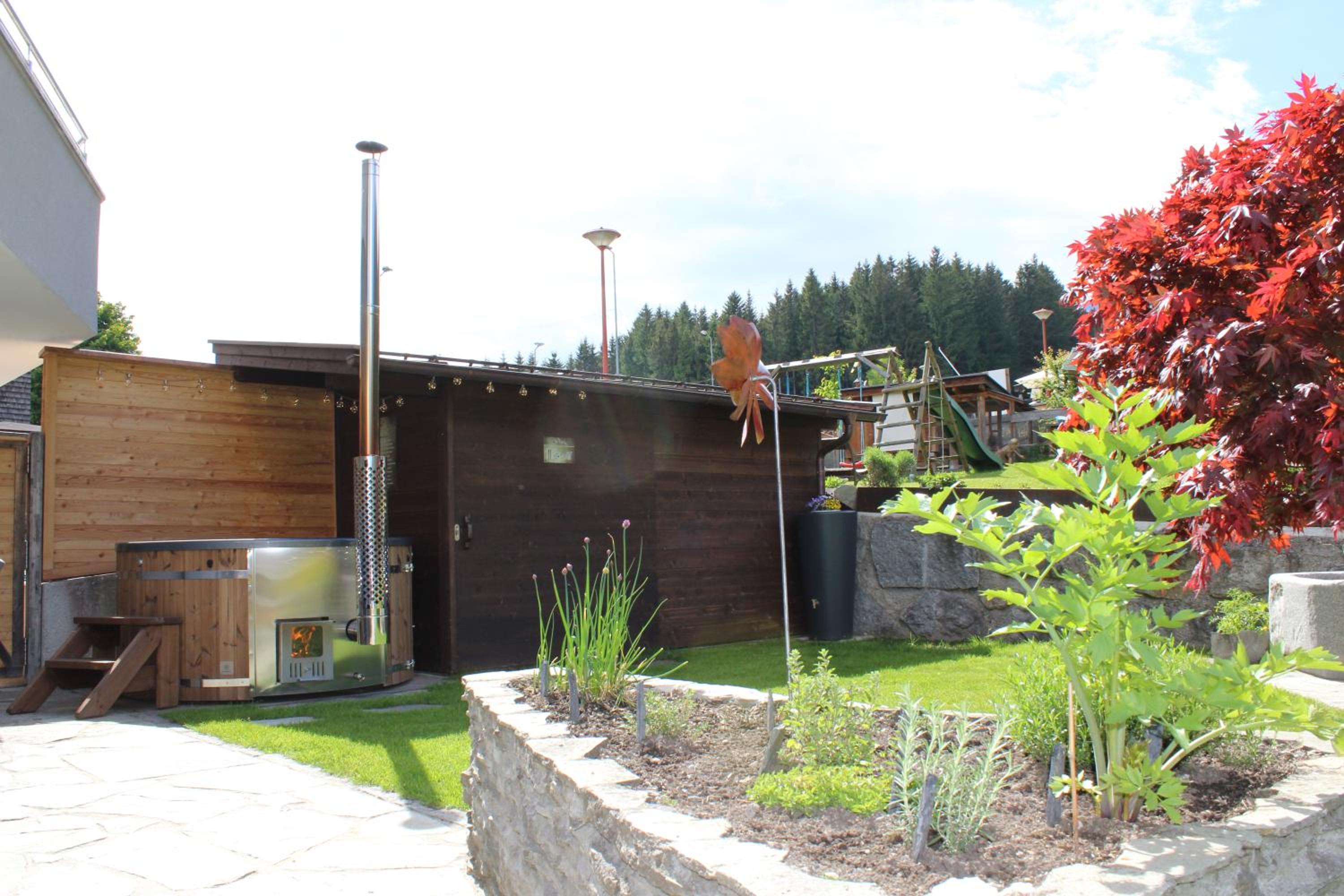 Ferienhaus Bergauf with Hot Tub