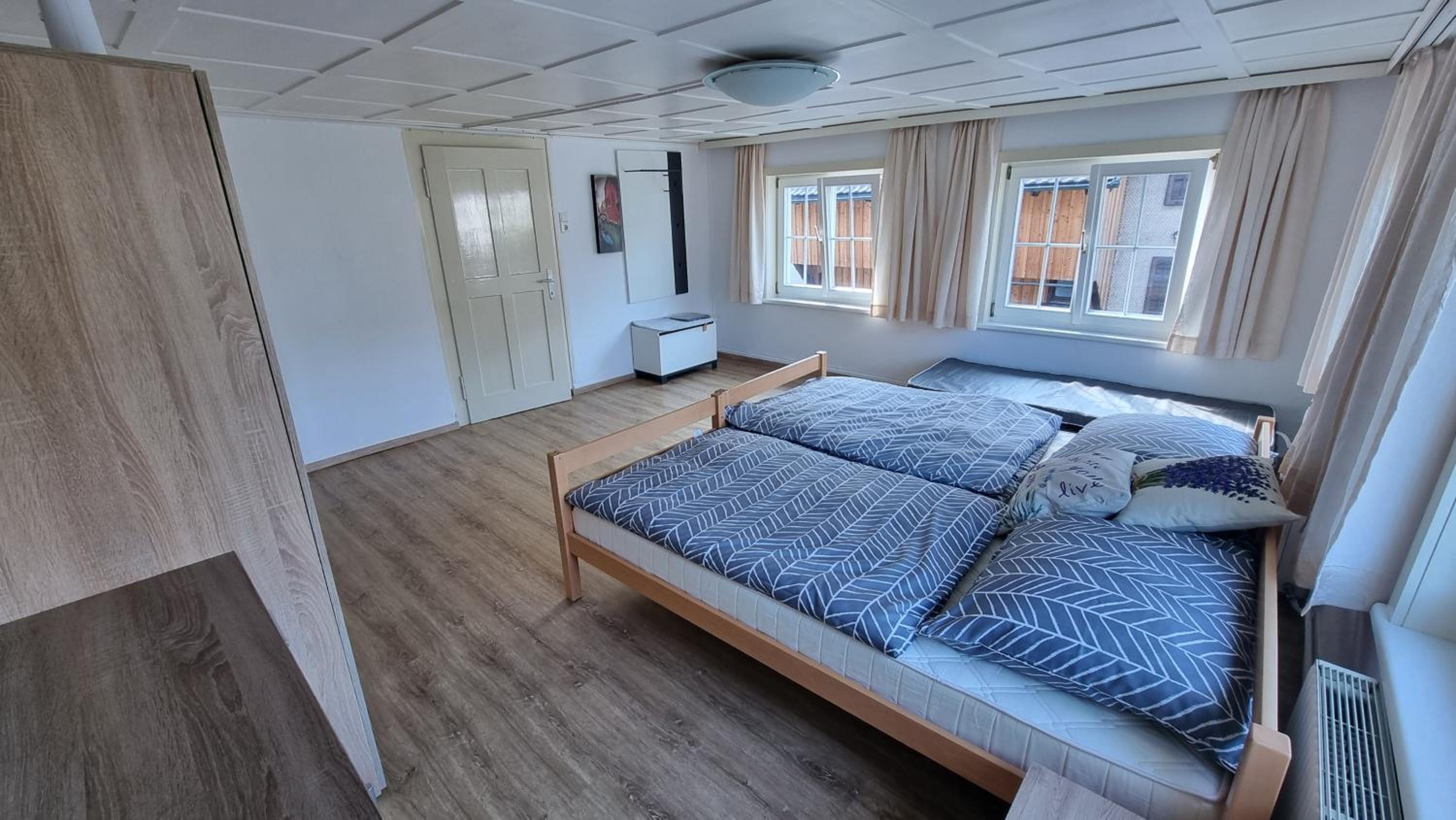 ZADRA Home