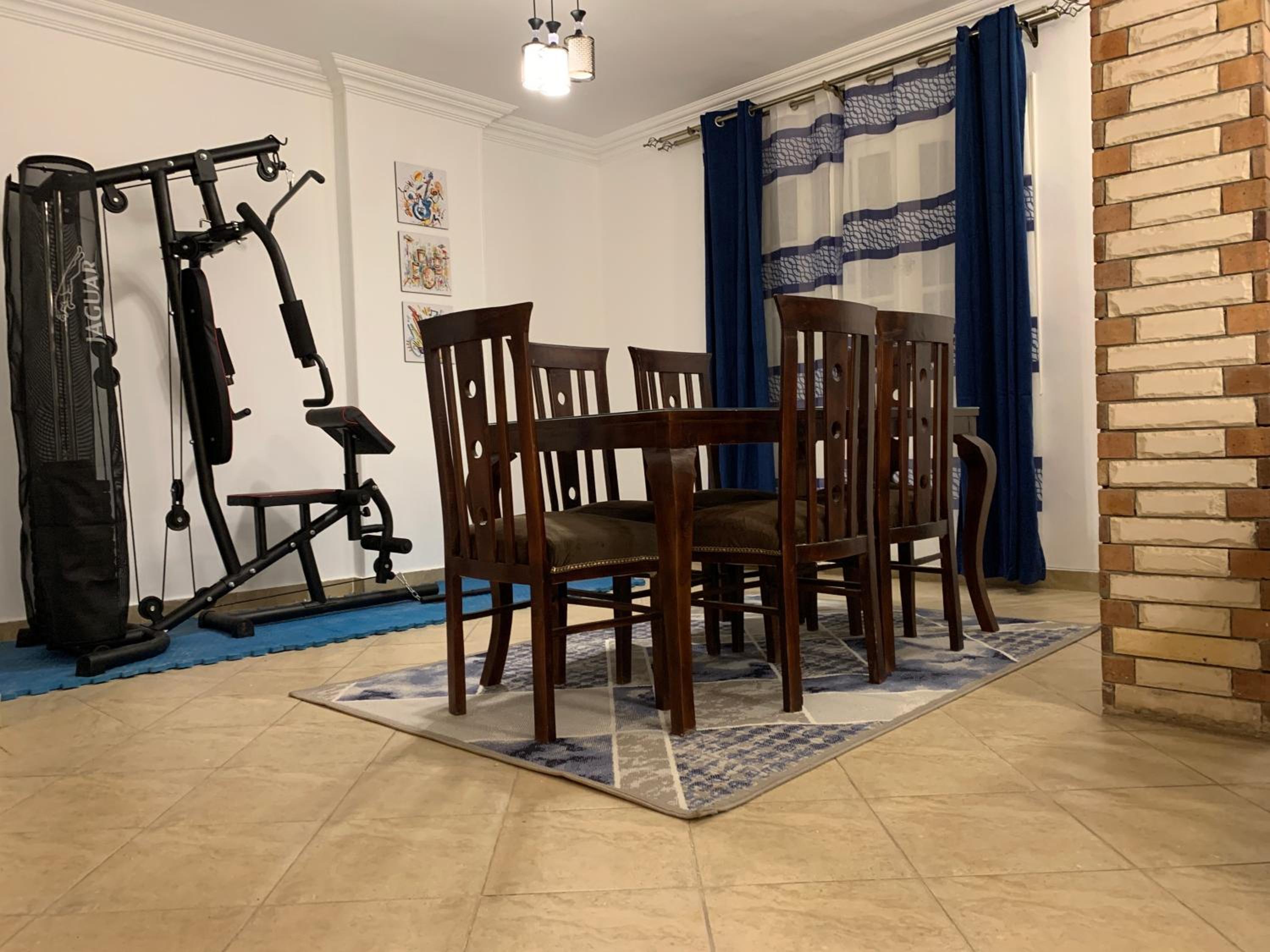 Gym & apartment
