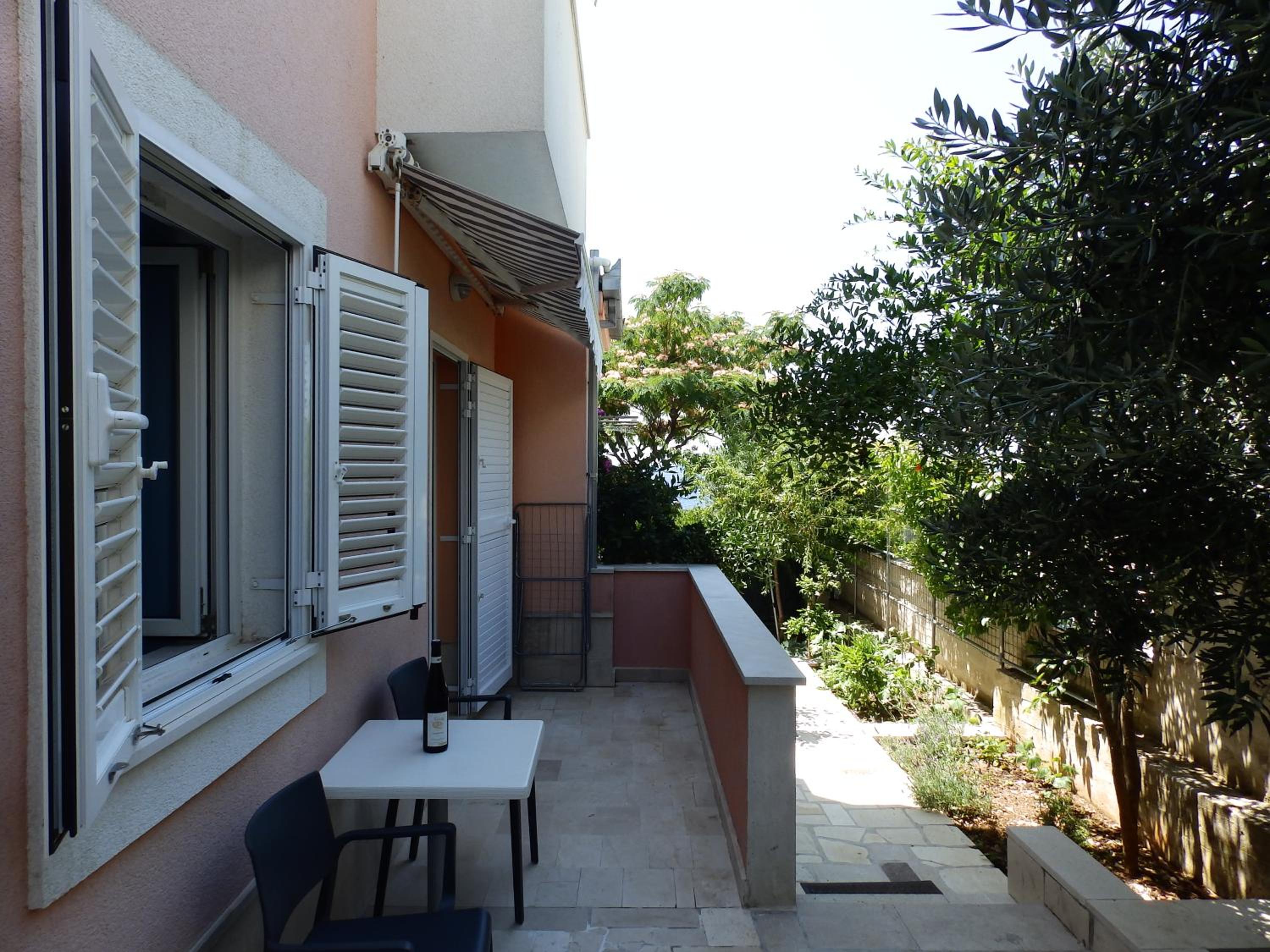 Photo 32