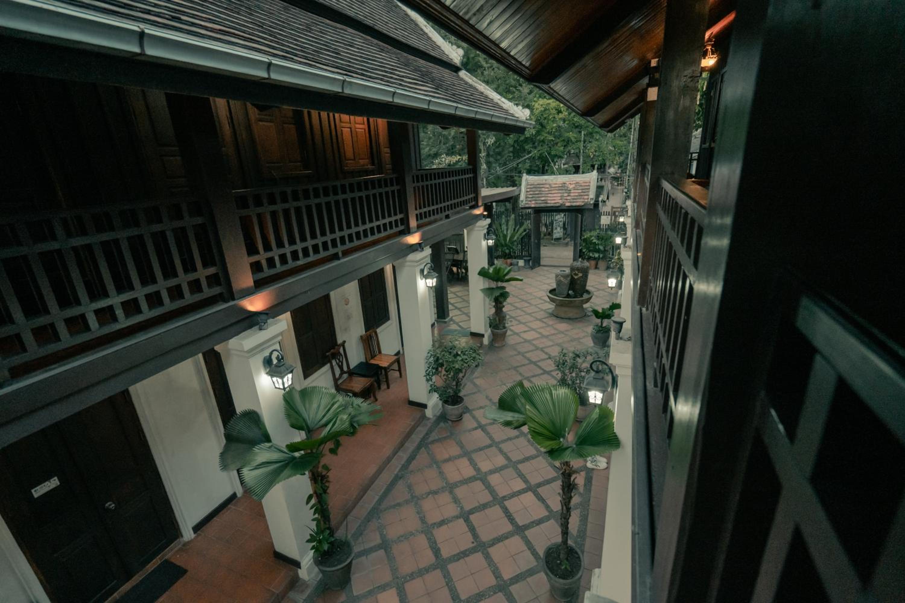 khong kham Hotel