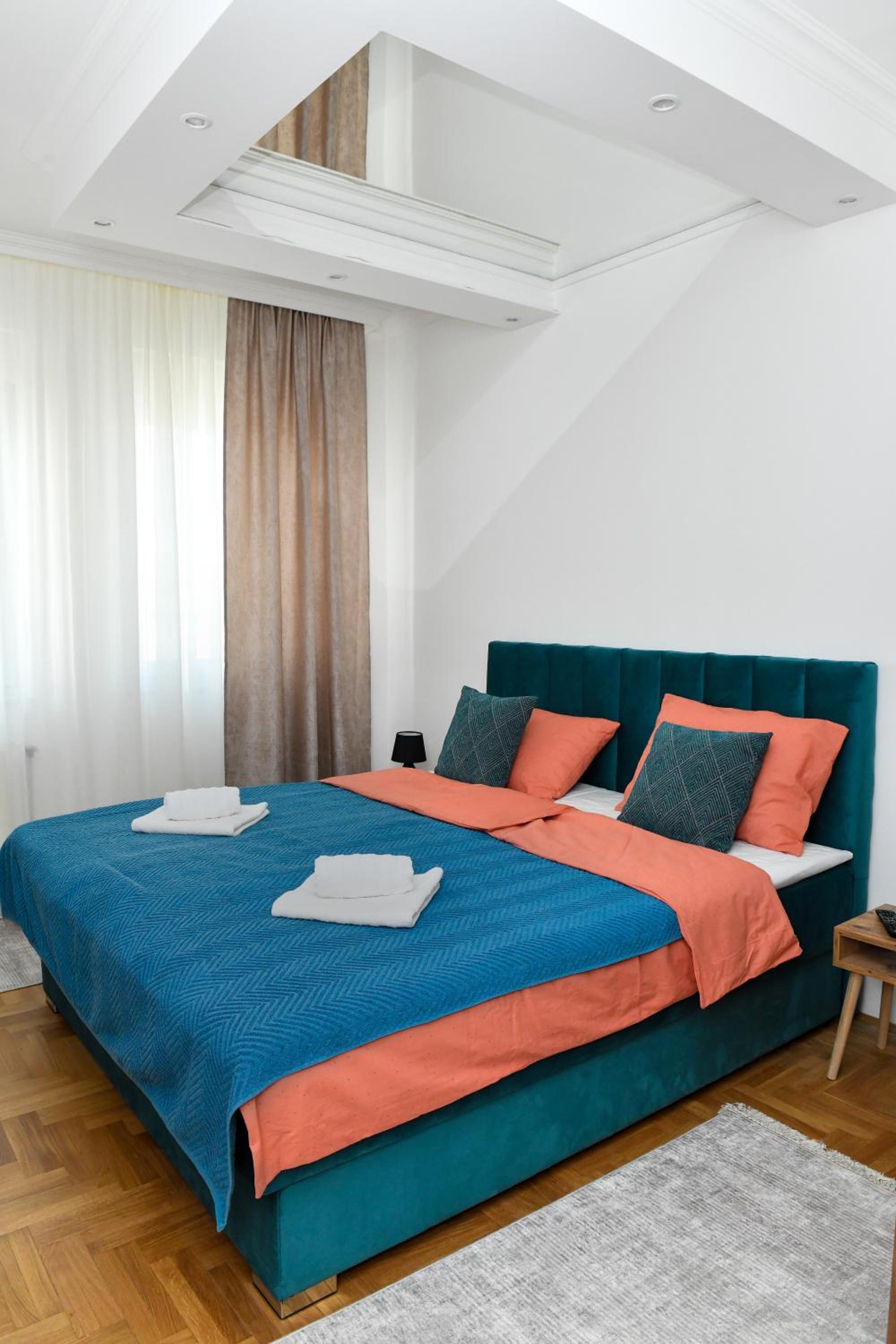 Baroque Apartment NS
