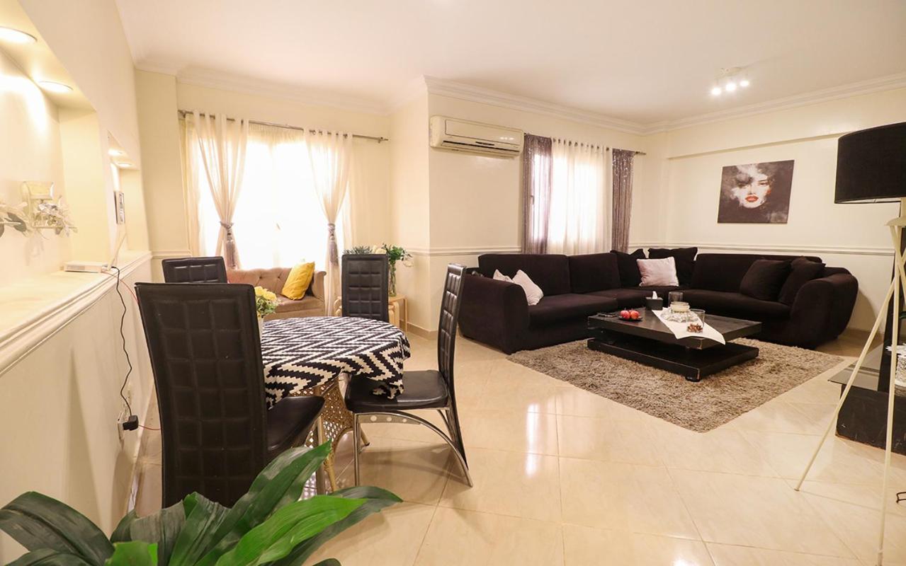 Luxurious 3 bedrooms flat in a premium location view 3