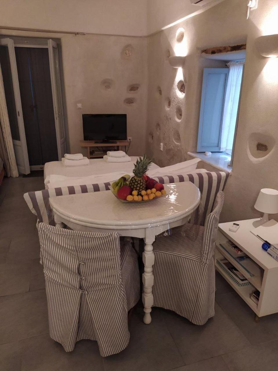 Aqua Apartment