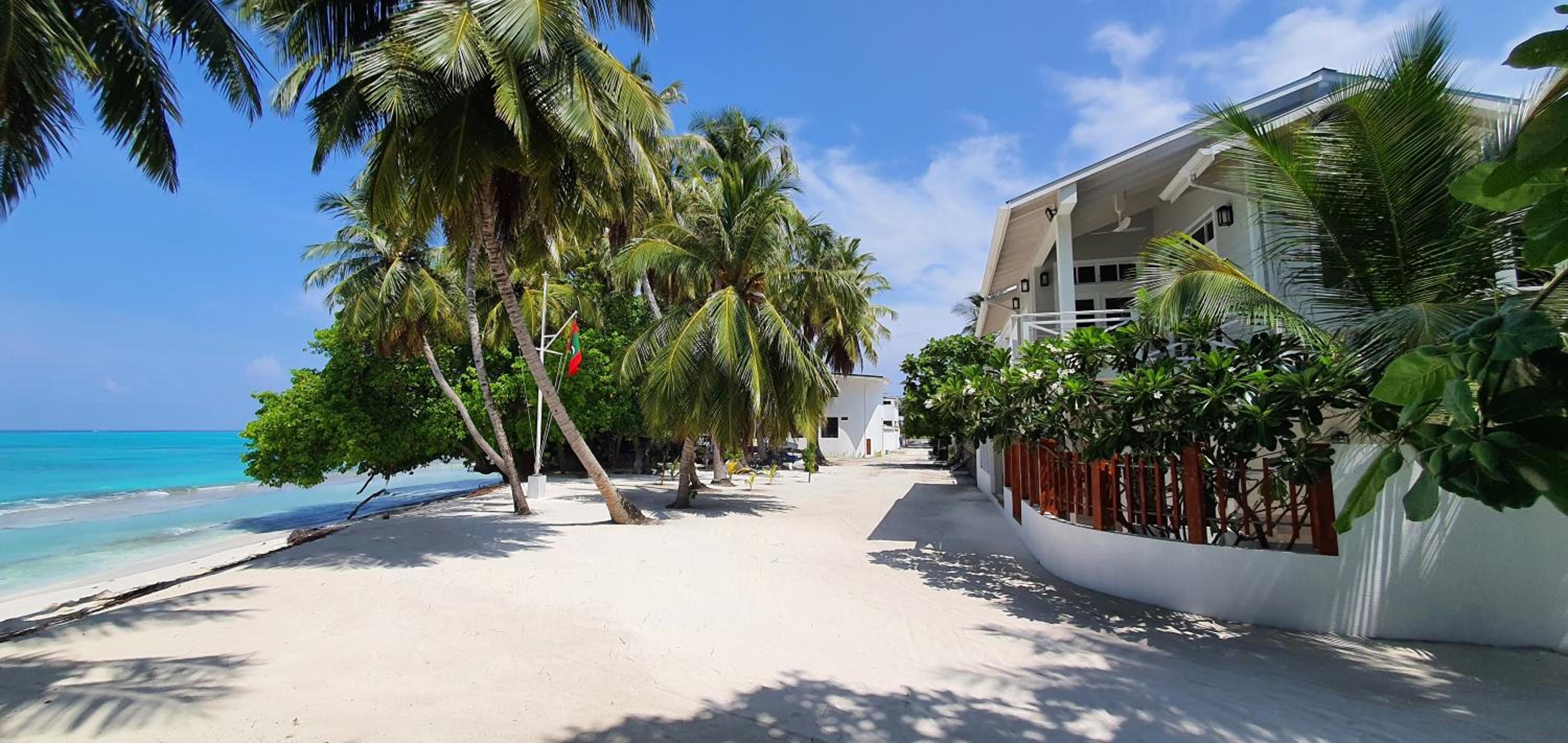 The Fulhadhoo Beach Cottage