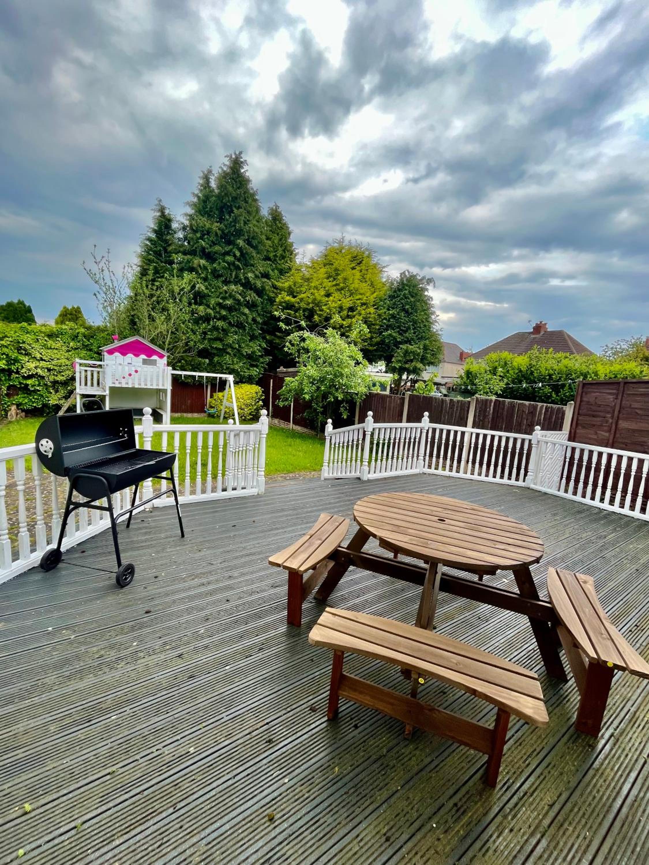Detached Home with Aircon, Patio, BBQ, Pool Table & Table Tennis view 5