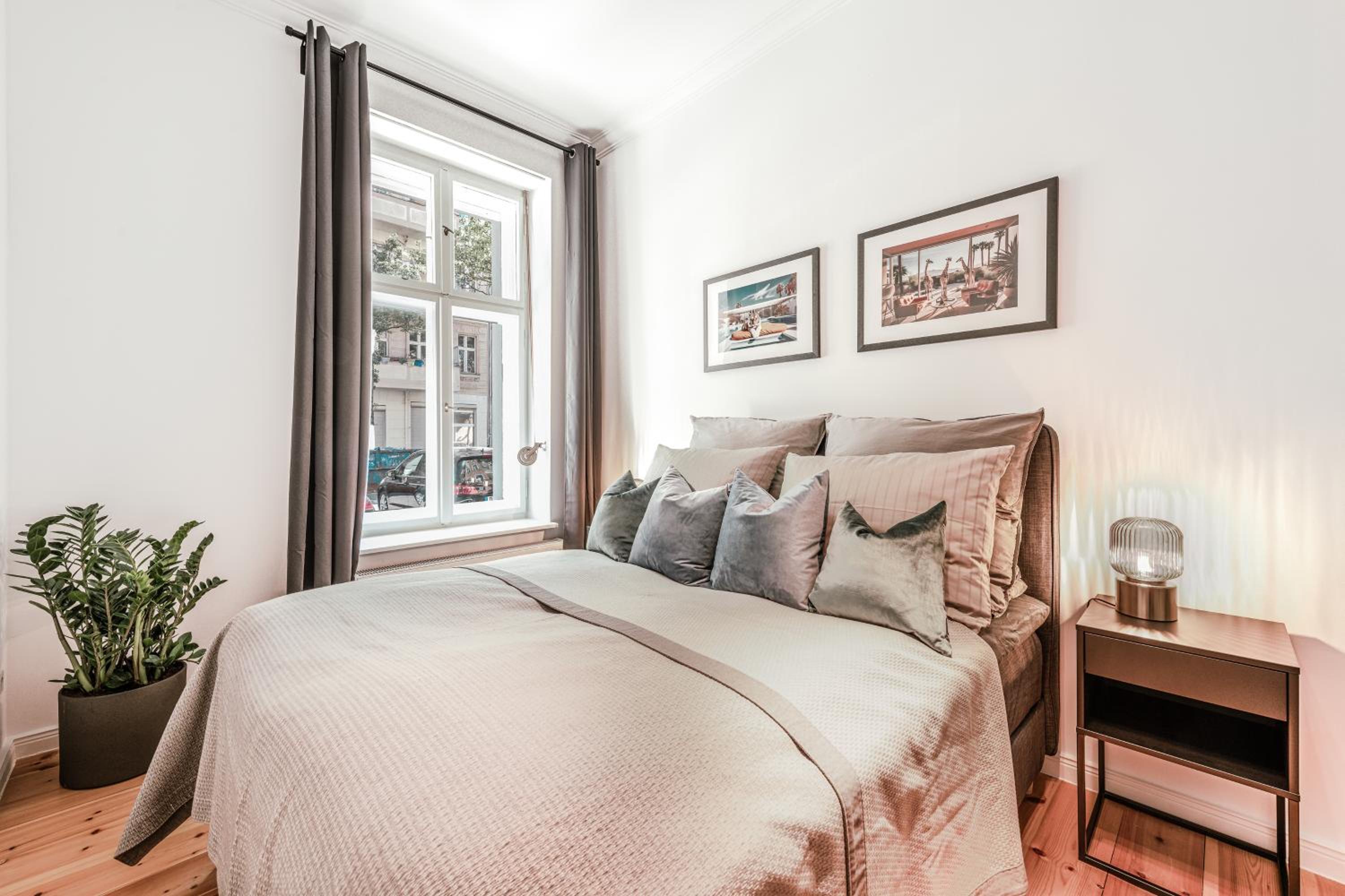 The Uckermuender - Group Flat in Central Berlin, Family-Friendly, 2BR, 2- 4 Guests