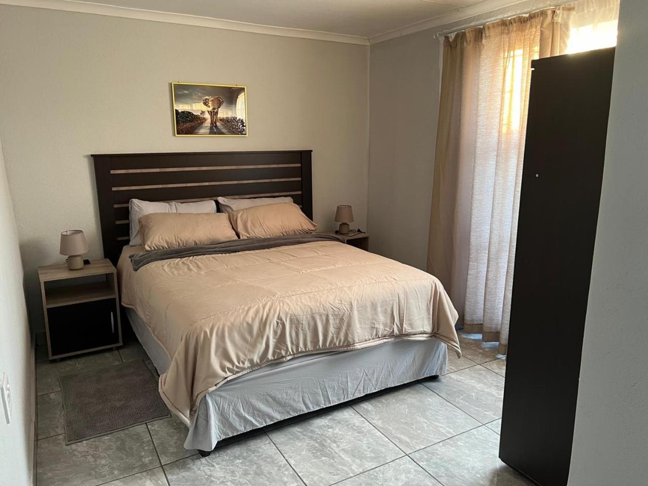 Exodus Guesthouse