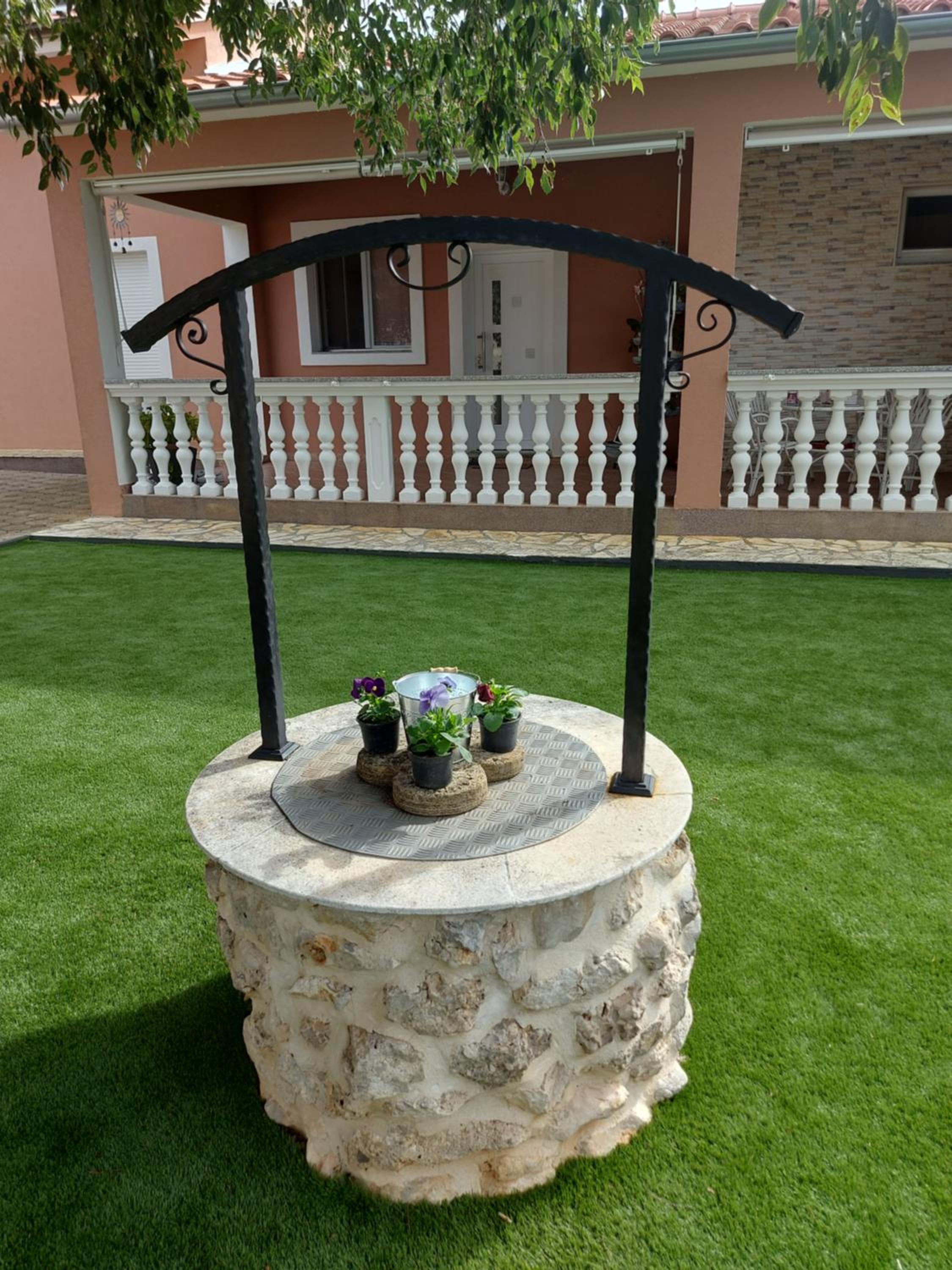 Villa Nika