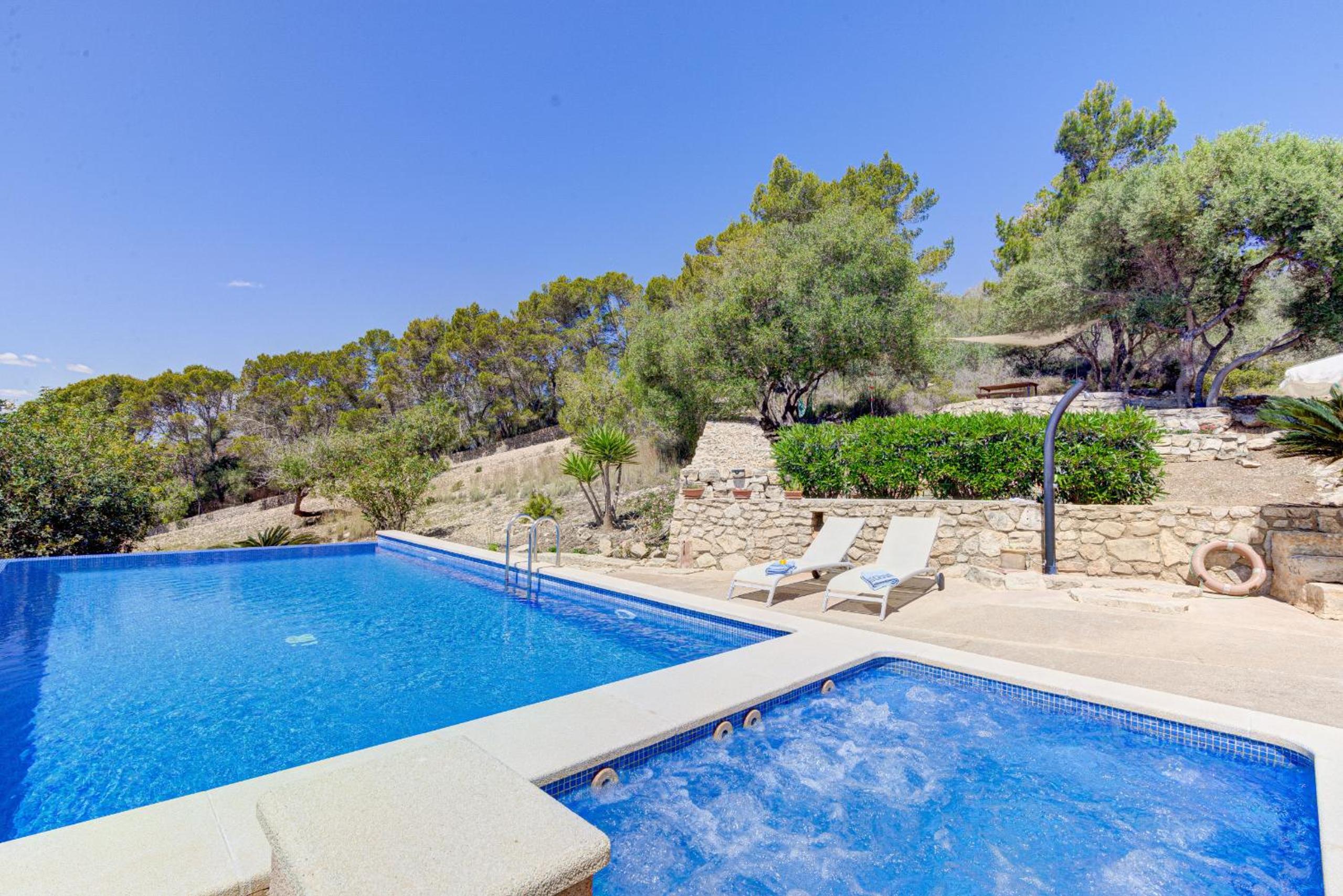 Finca Son Llodra view 3