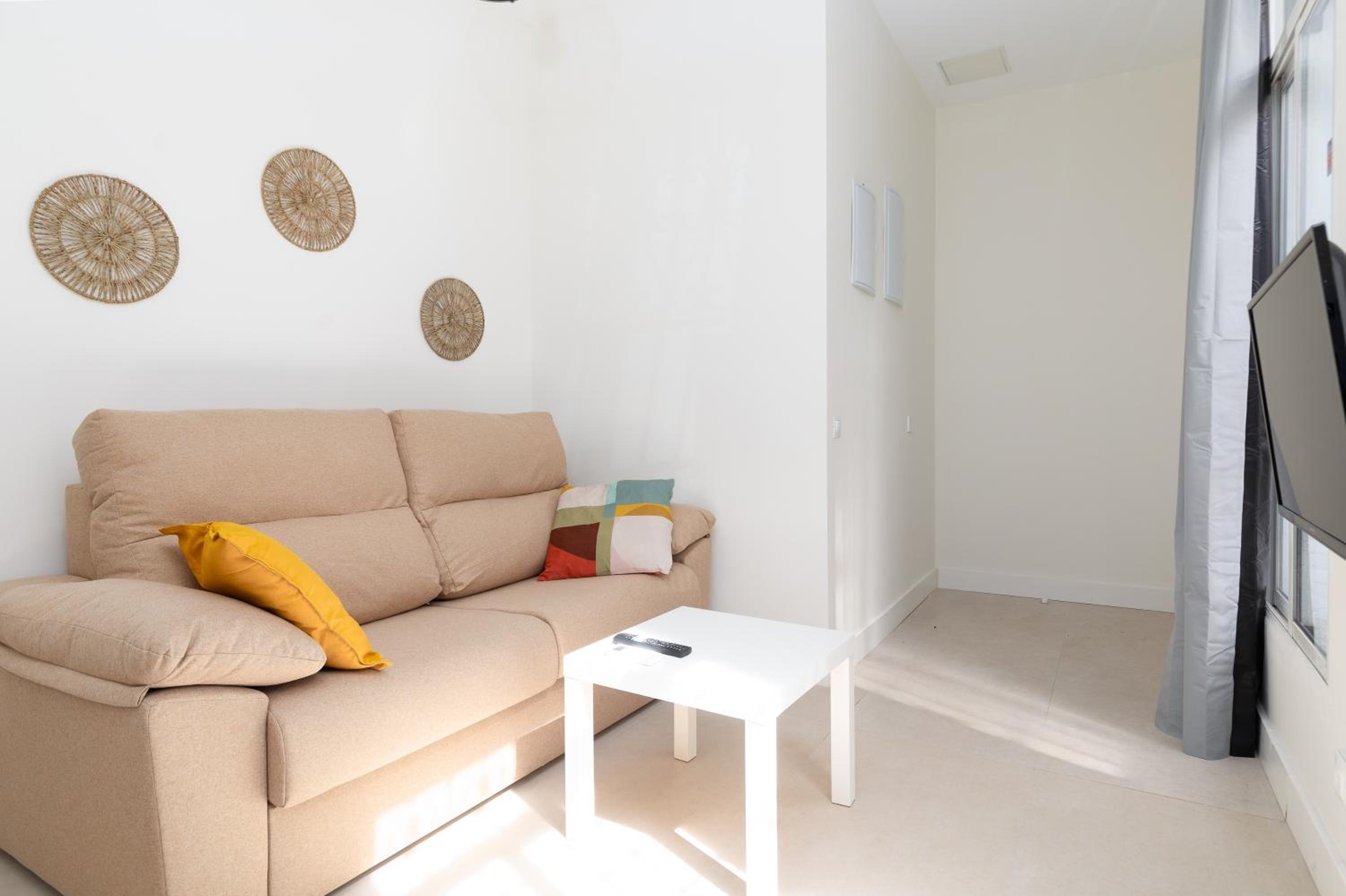 Apartamento Ruzafa 1 habitacion y 2 sofas cama view 4
