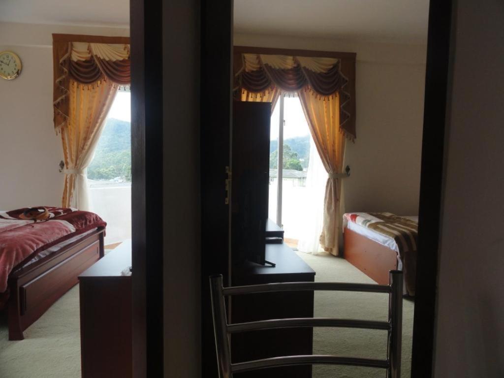 City And Hills View Apartment