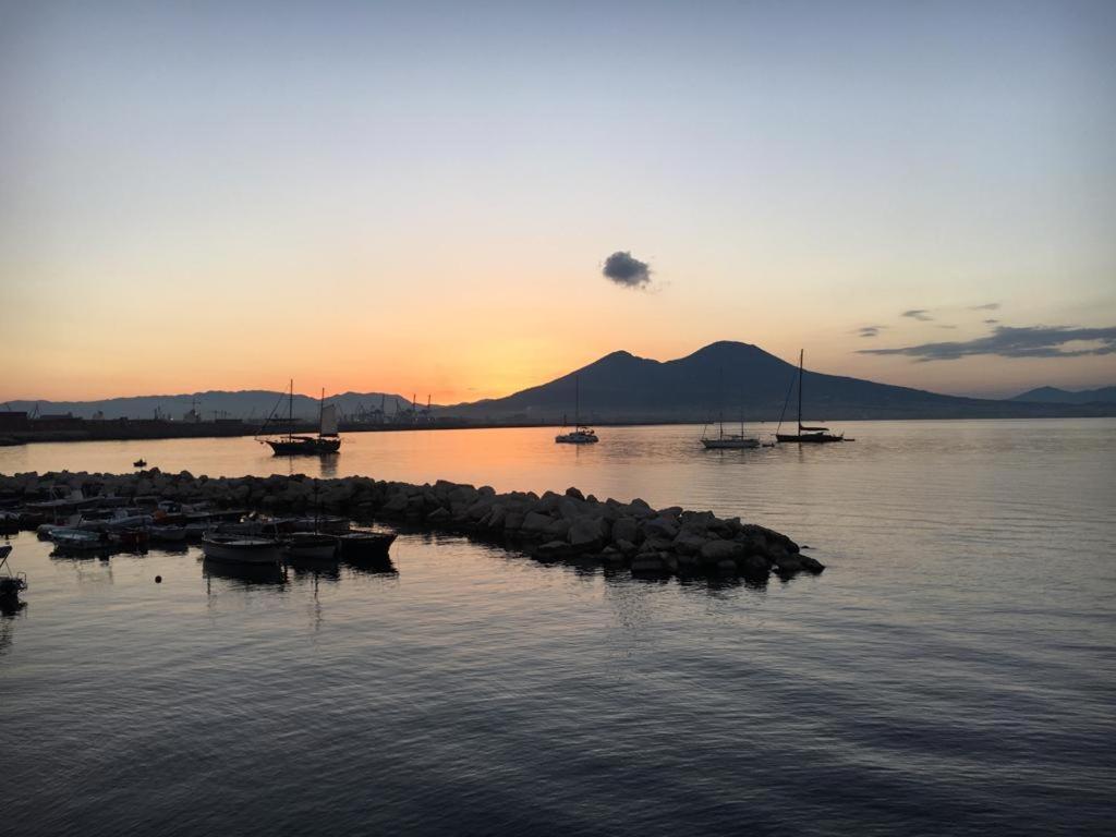 Napoli Relax Rooms Chiaia - Mergellina - Posillipo