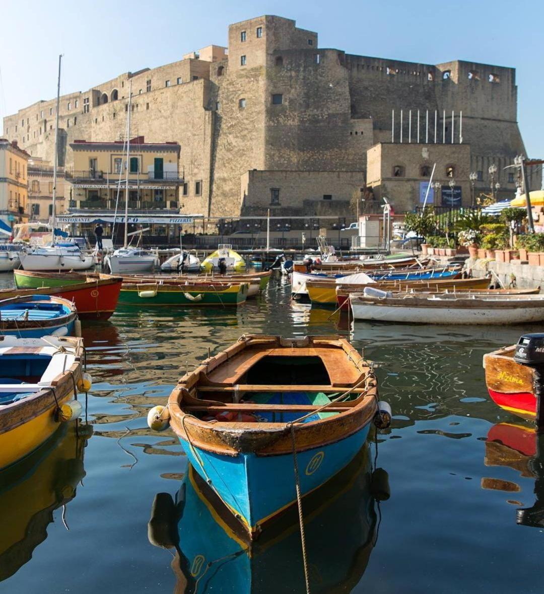 Napoli Relax Rooms Chiaia - Mergellina - Posillipo