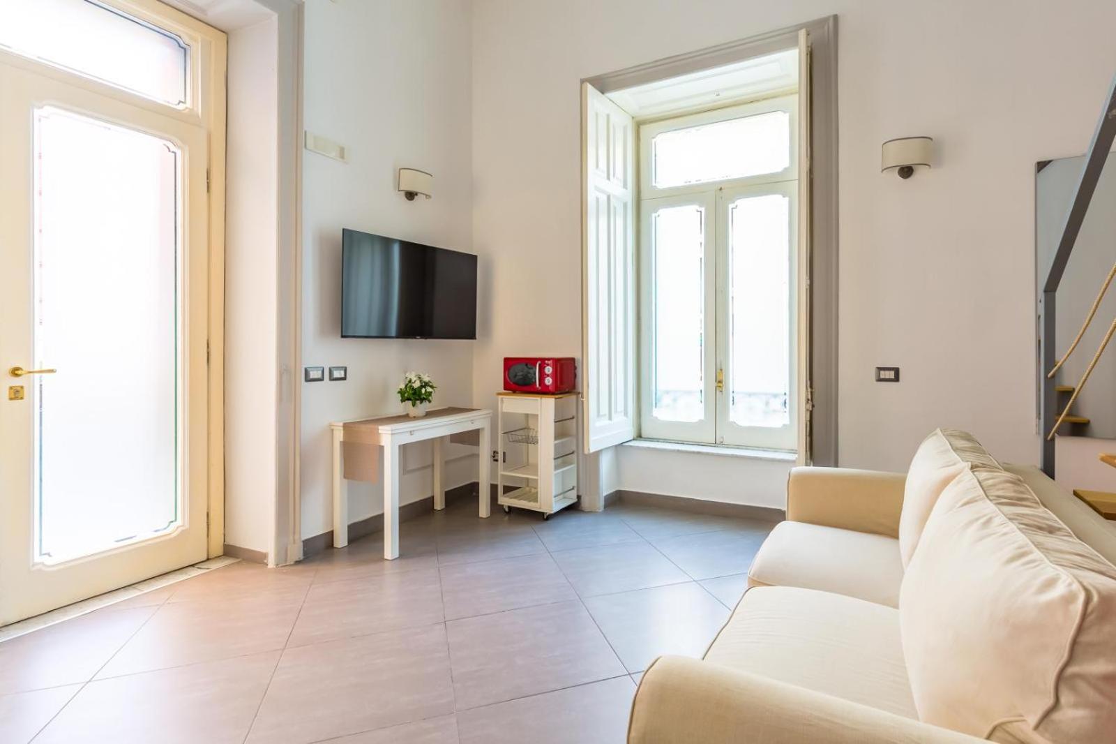 Napoli Relax Rooms Chiaia - Mergellina - Posillipo