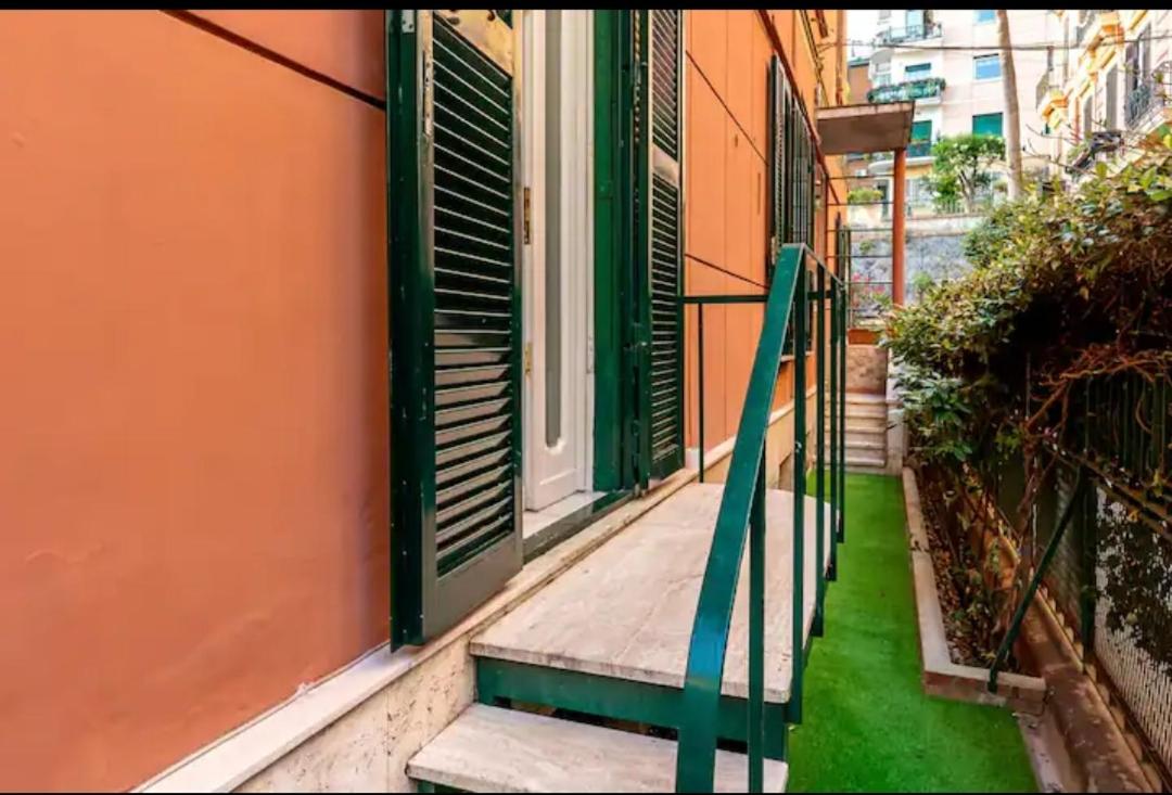 Napoli Relax Rooms Chiaia - Mergellina - Posillipo